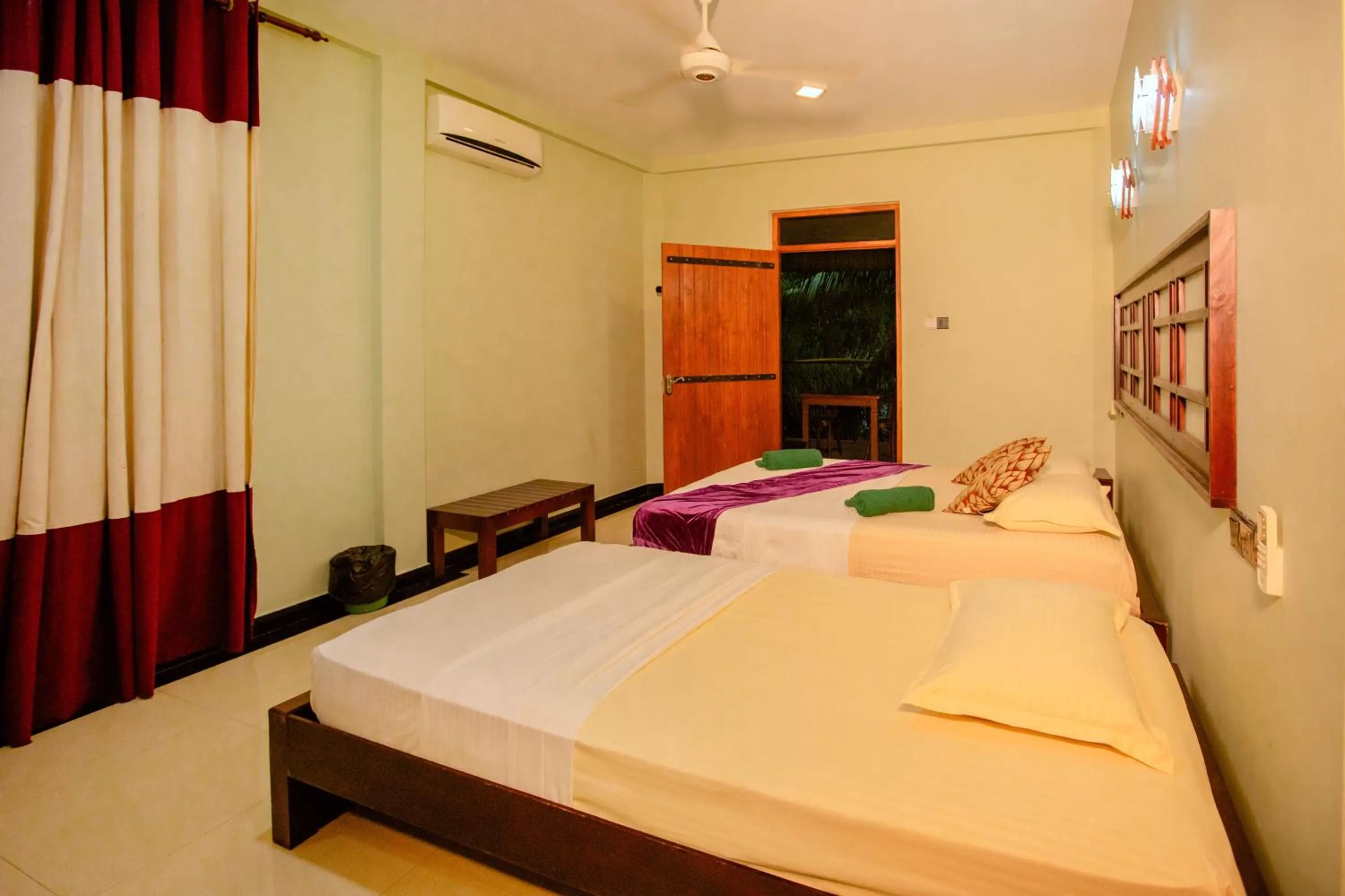 Bedroom, Bed in Yala River Face Inn