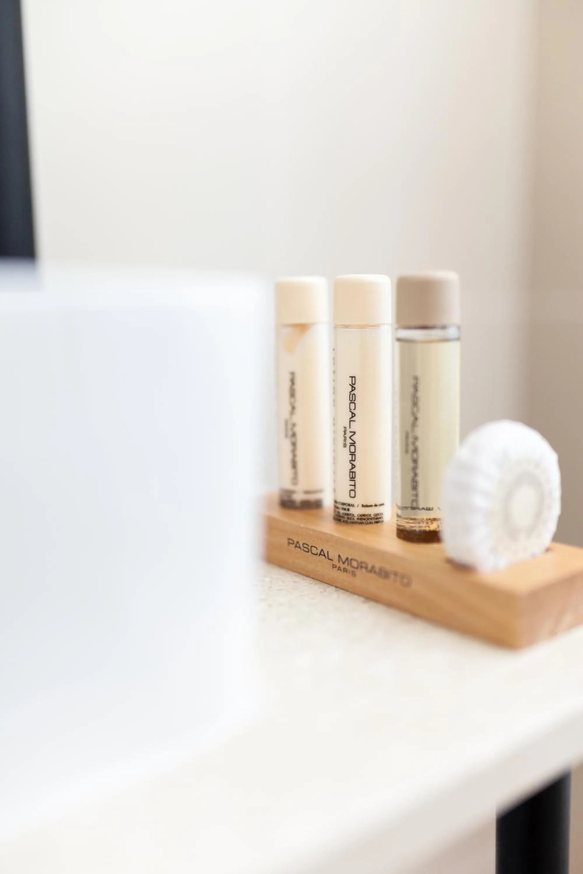 Bathroom in Tinah Paris, Champs Elysées