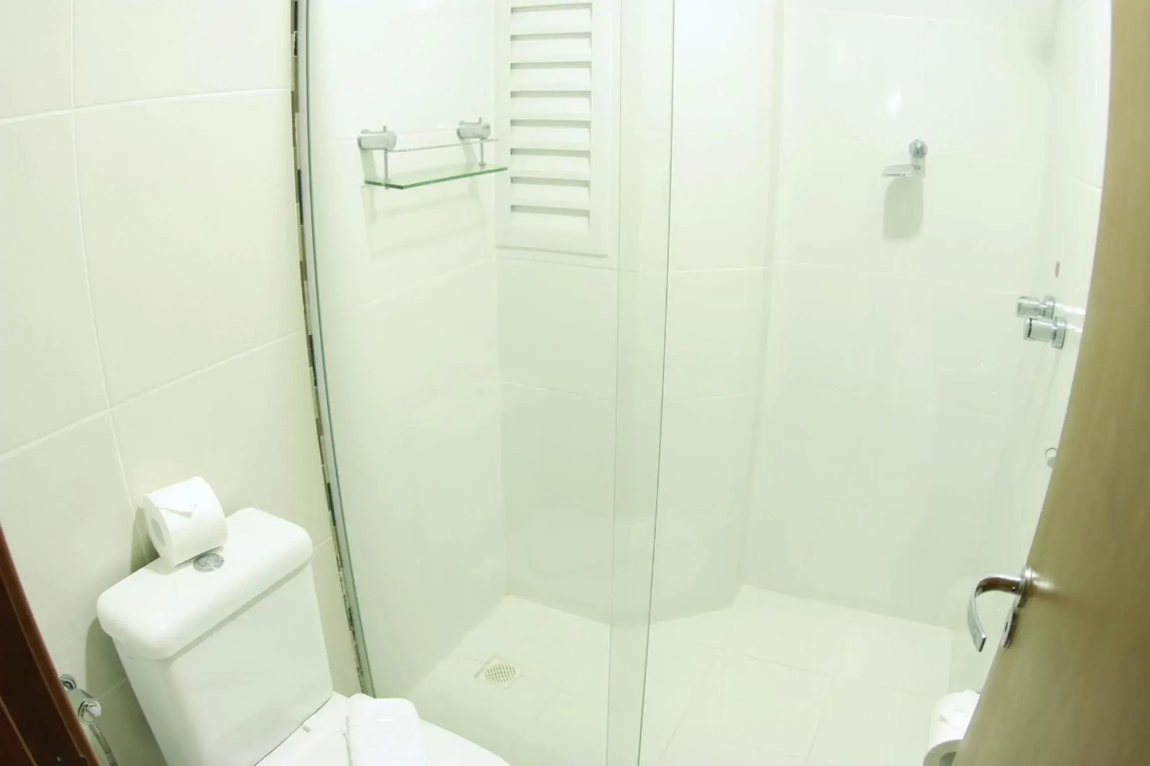 Bathroom in Riviera Park Hotel by WAM Experience Bathroom in Riviera Park Hotel by WAM Experience