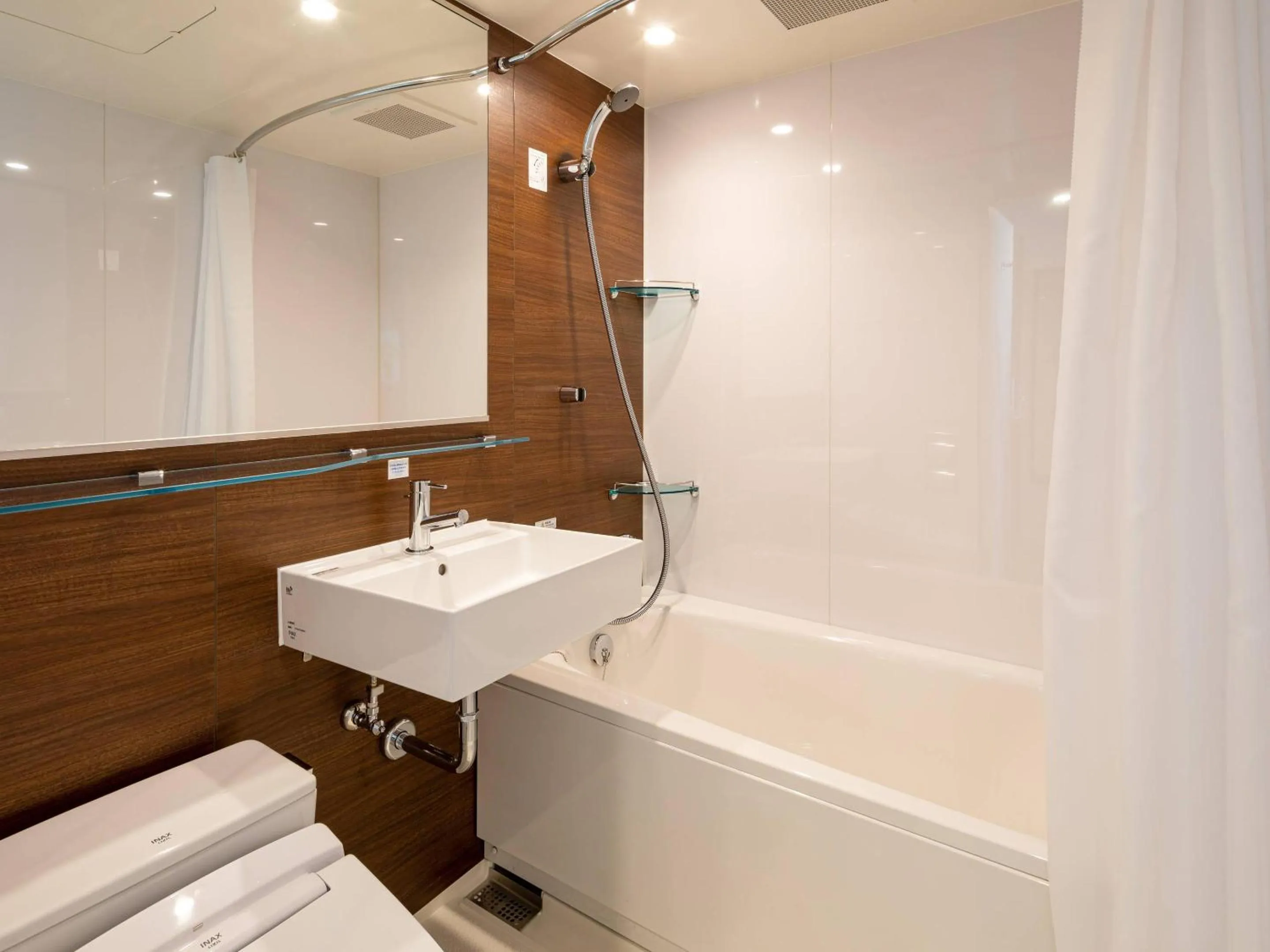 Bathroom in Comfort Hotel ERA Kyoto Toji