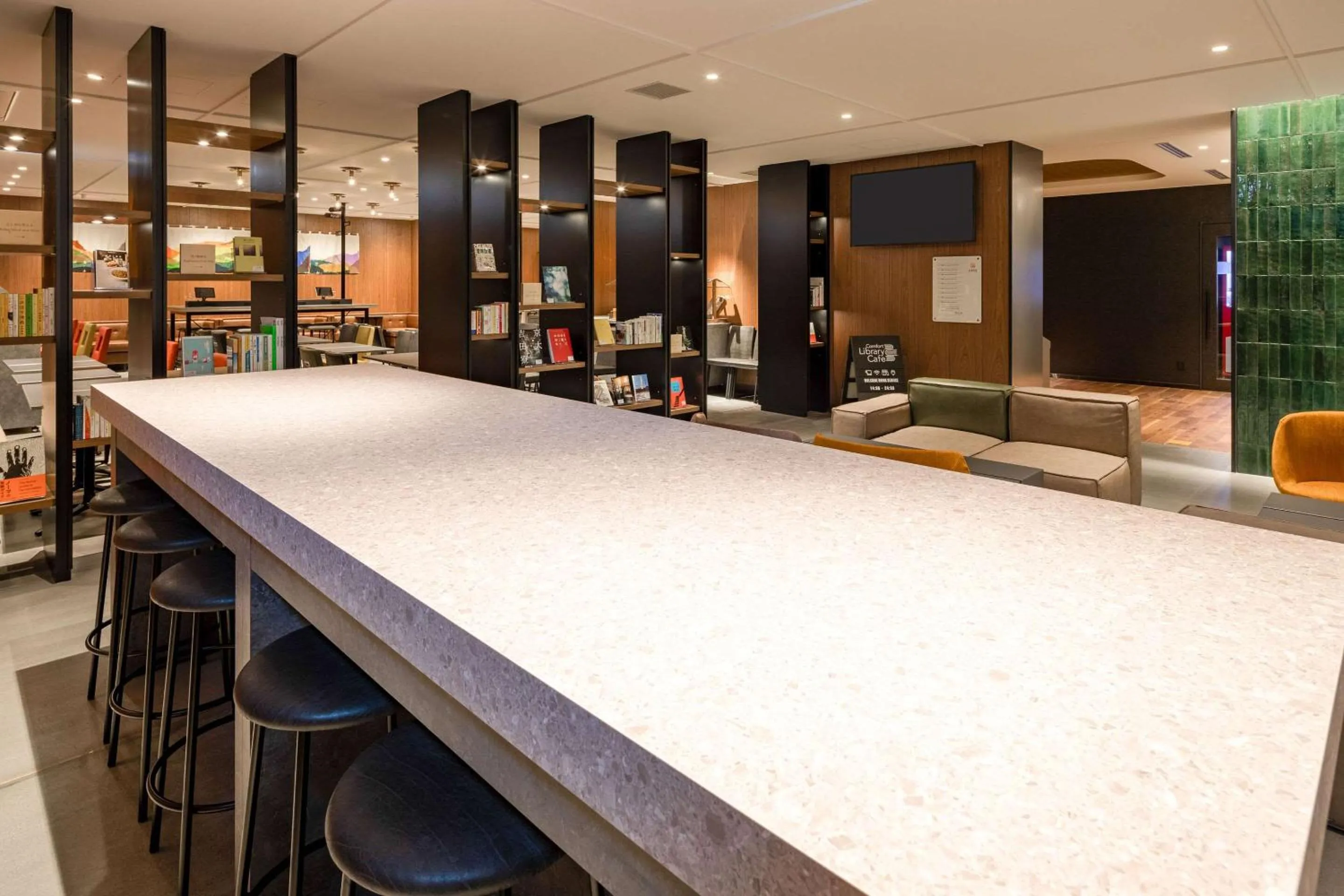 Lobby or reception in Comfort Hotel Kyoto Horikawagojo