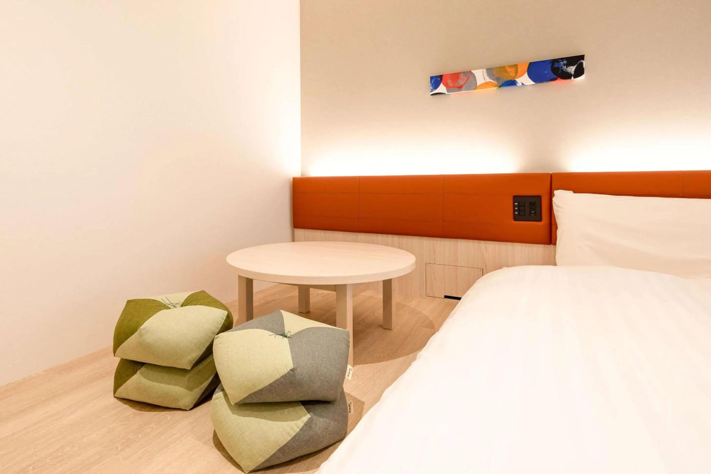 Bedroom, Bed in Comfort Hotel Kyoto Horikawagojo