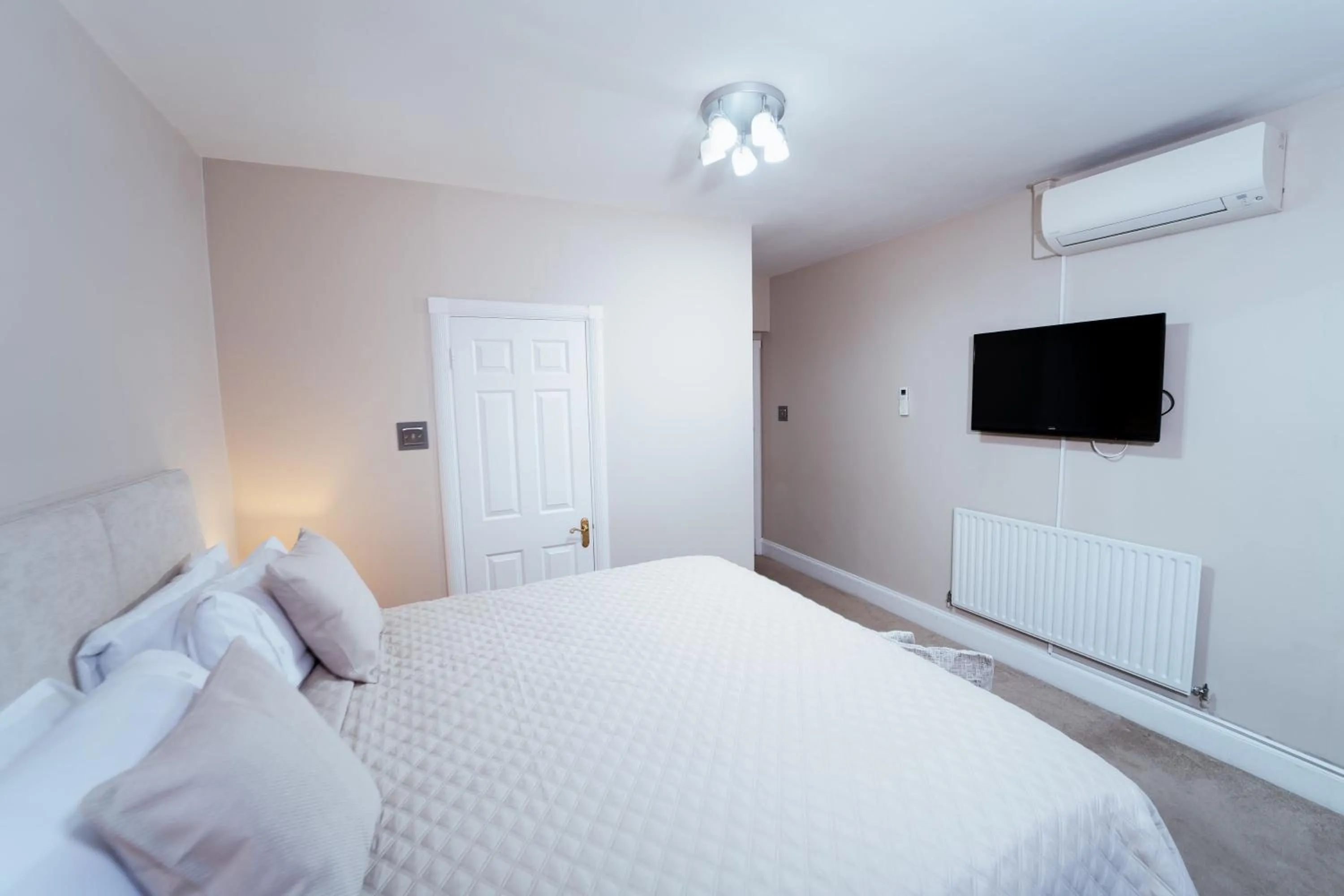 Bed in Park Lane Apartments Crawford Place