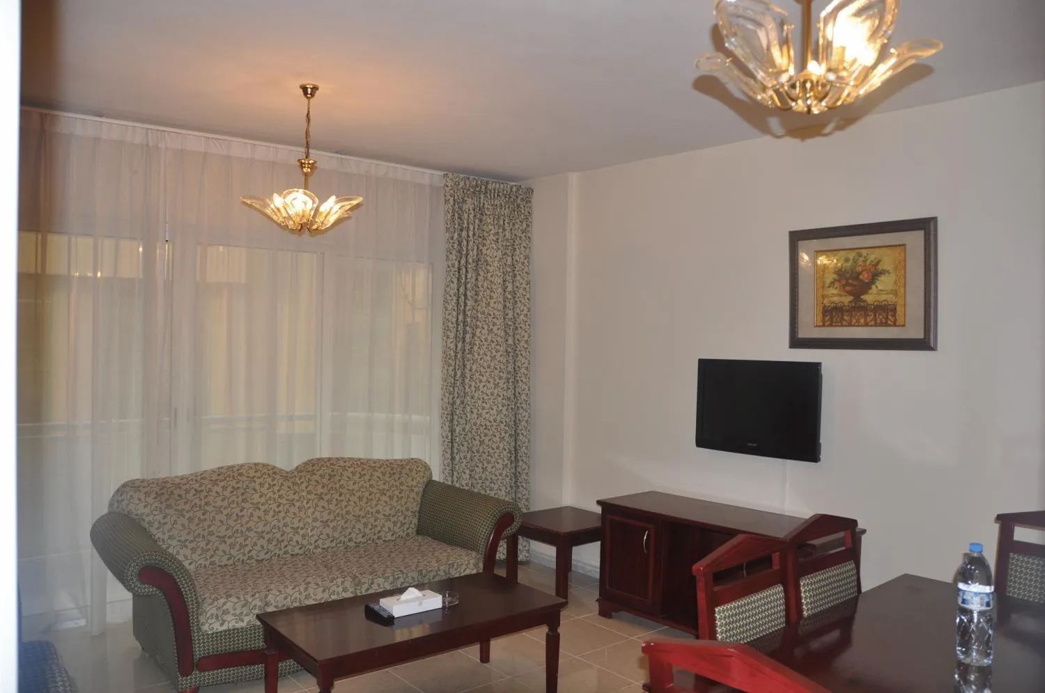 TV and multimedia in Royal Plaza Hotel Apartments