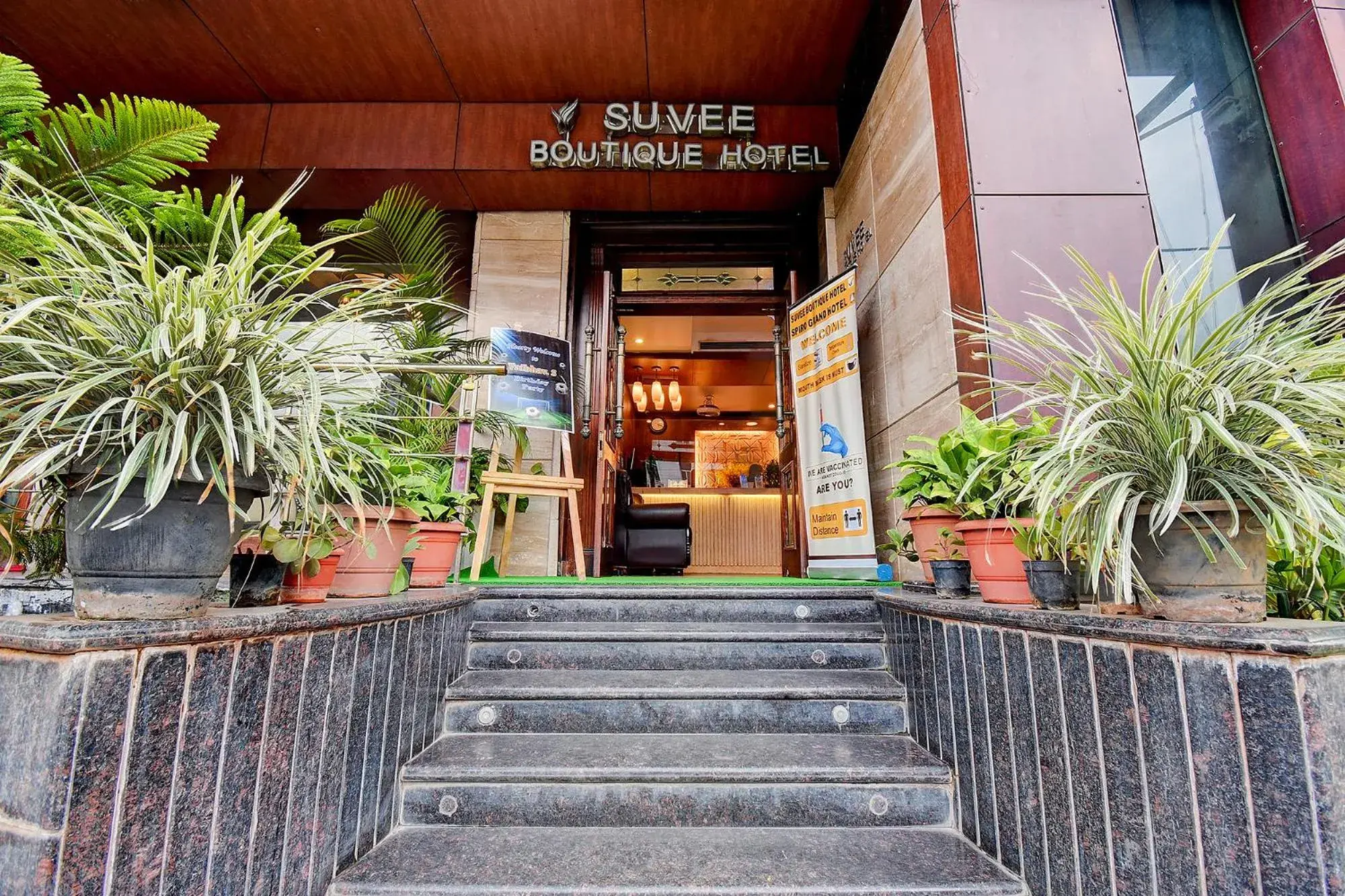 Facade/entrance in Oriva Suvee Boutique Banashankari Facade/entrance in Oriva Suvee Boutique Banashankari