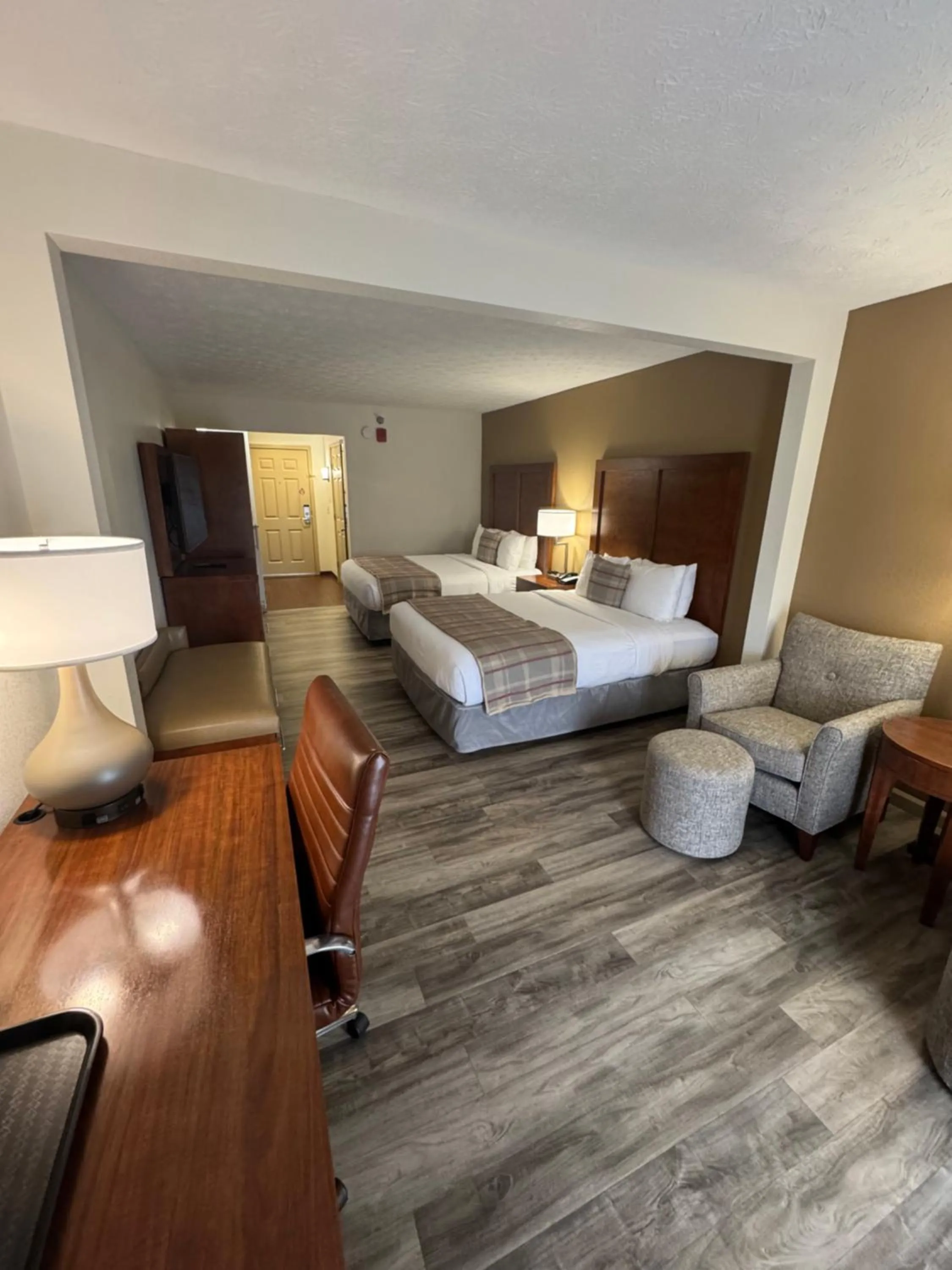 Bed in The Inn at Apple Valley, an Ascend Collection Hotel