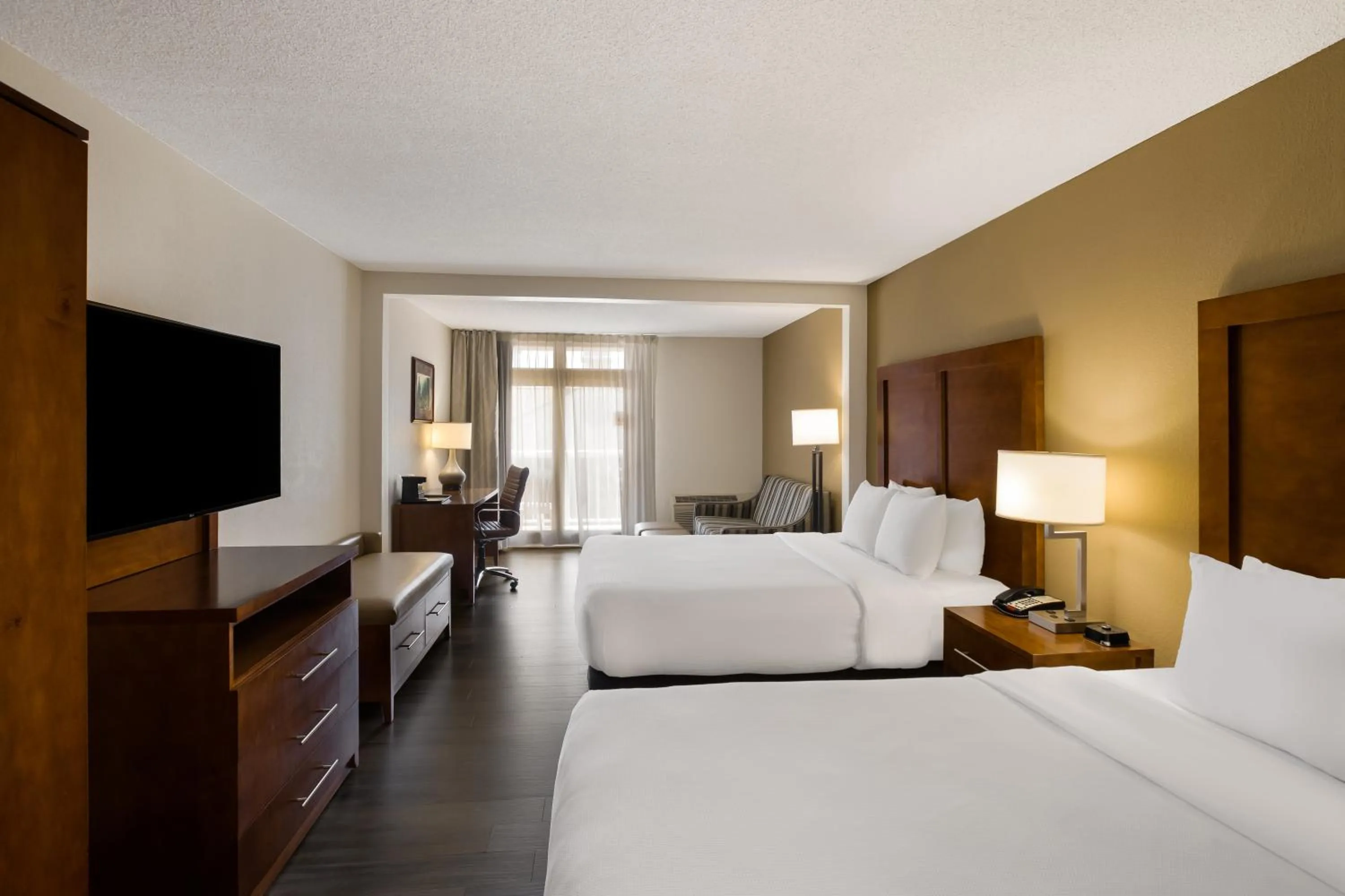 Bed in The Inn at Apple Valley, an Ascend Collection Hotel