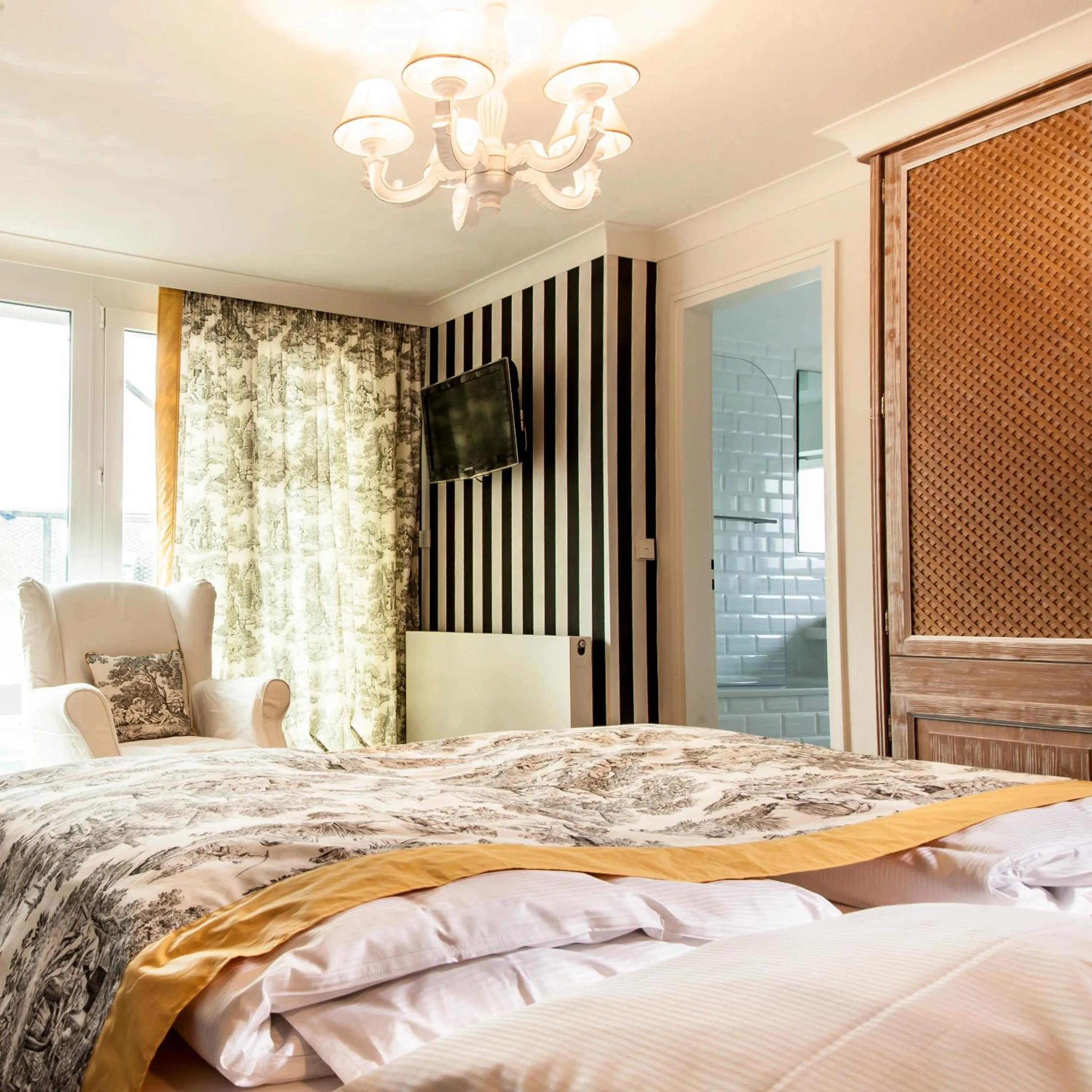 Photo of the whole room, Bed in Hotel & Restaurant Sonne