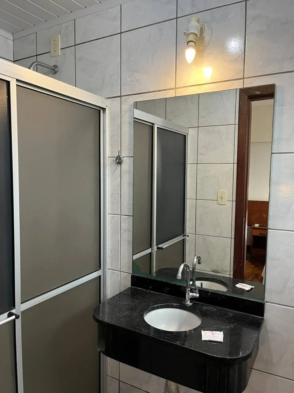 ACOMODARE HOTEL- SOB NOVA Direção