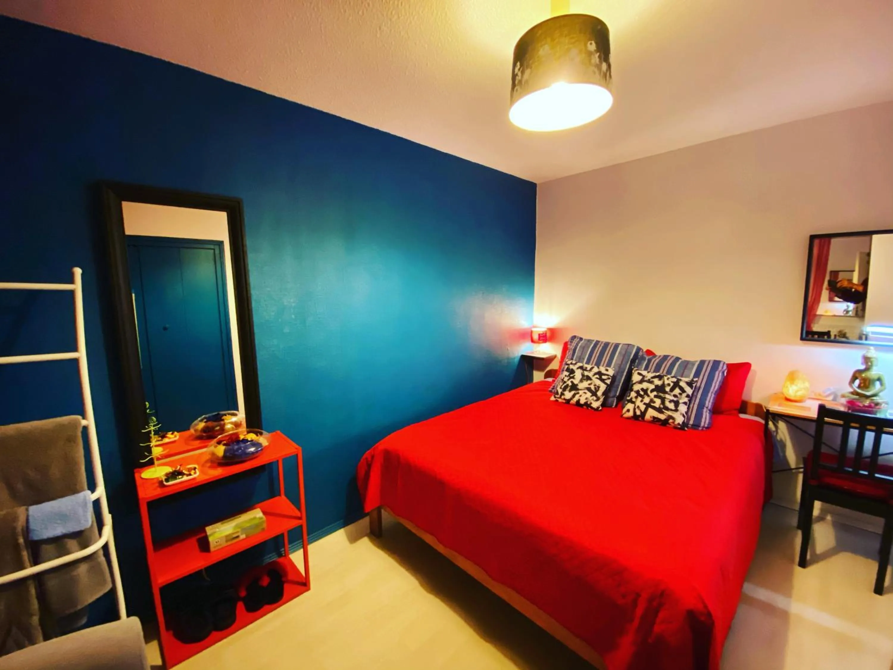 Bedroom, Bed in Les Meublés les Dômes du Parc