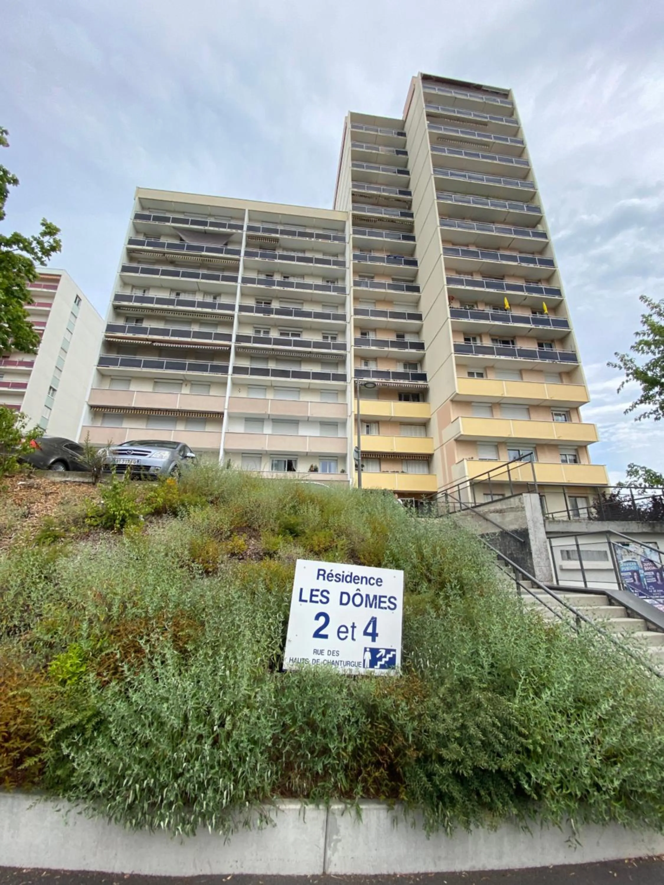 Property building in Les Meublés les Dômes du Parc