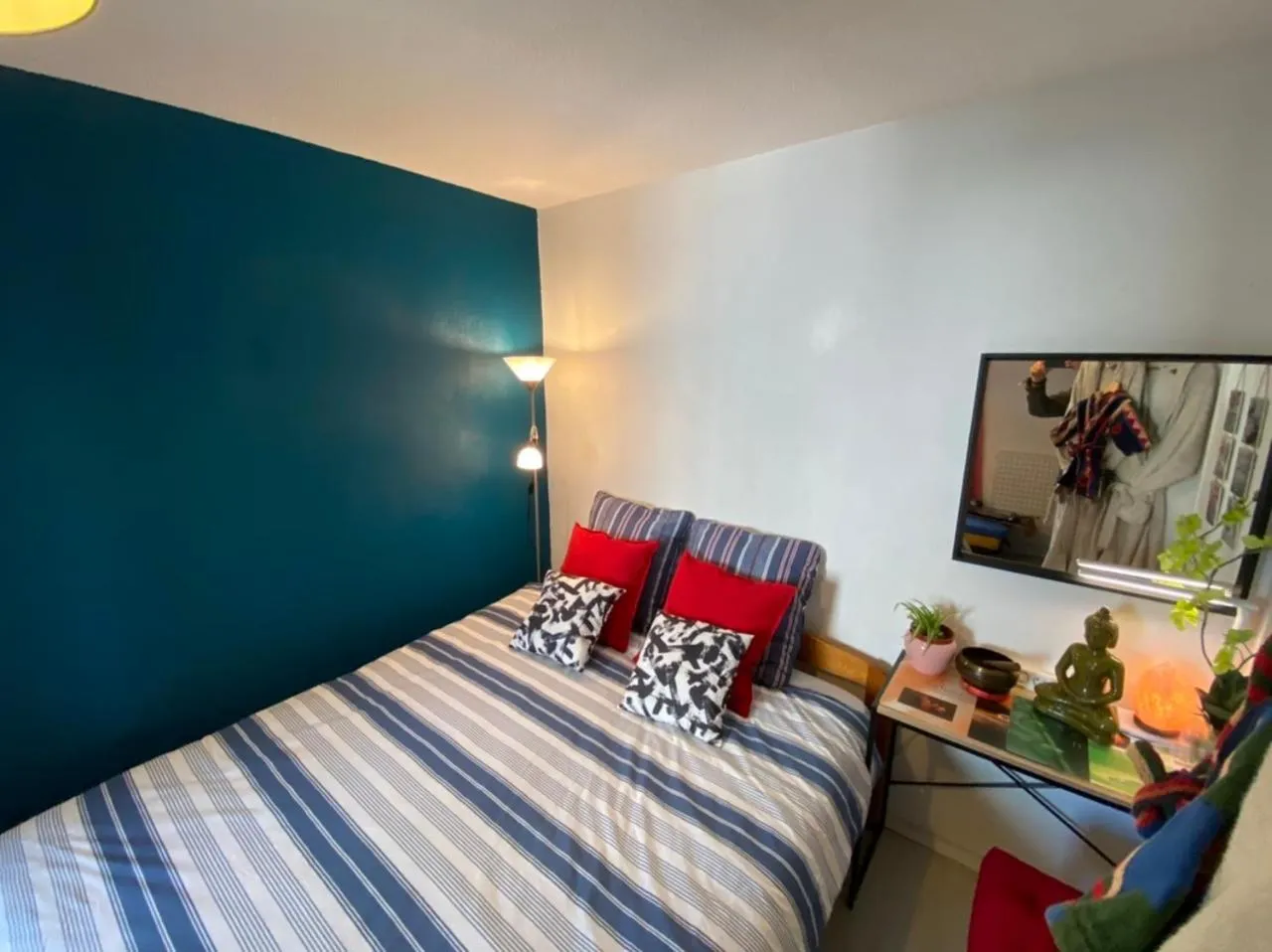 Bedroom, Bed in Les Meublés les Dômes du Parc