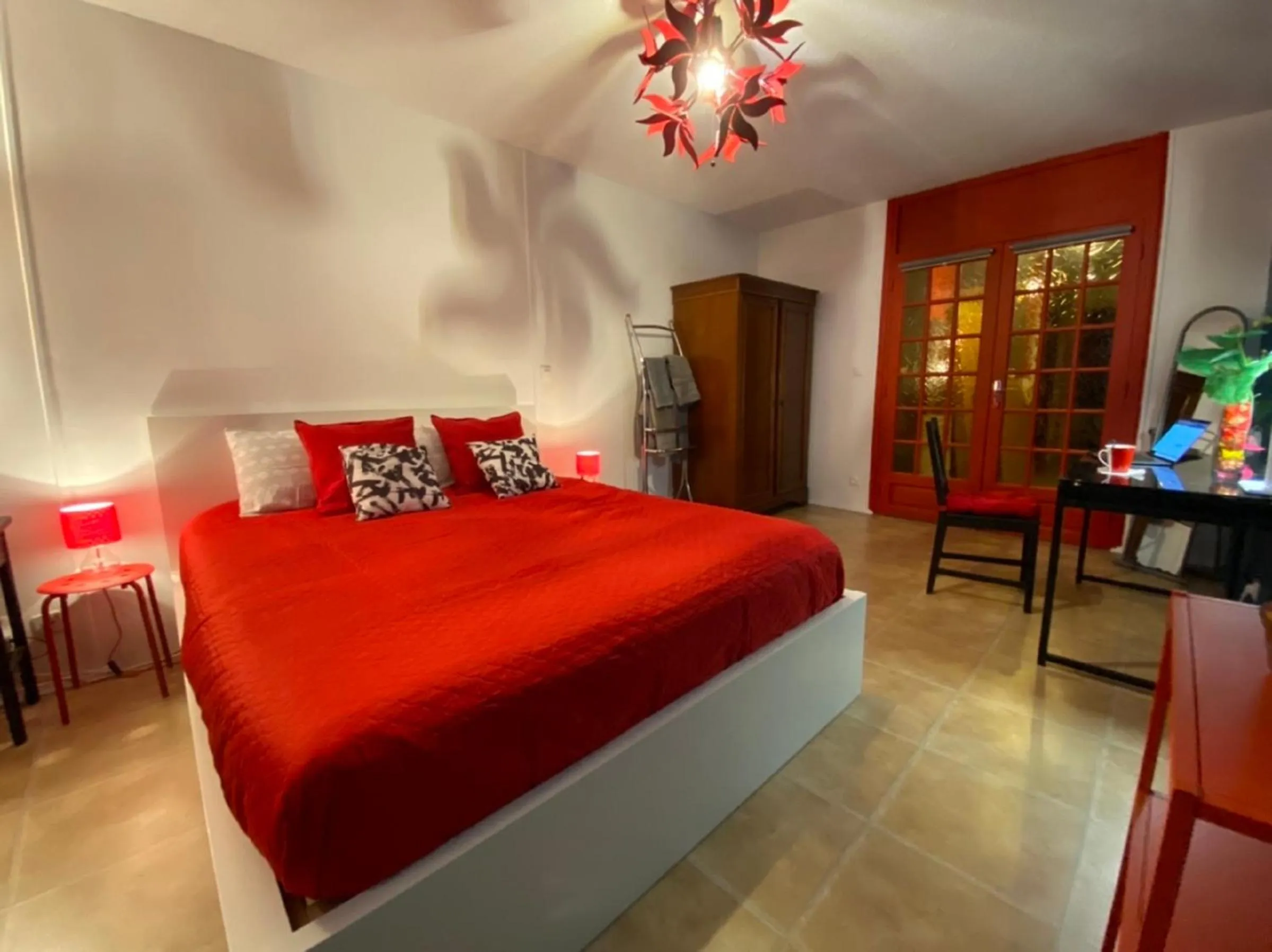 Bedroom, Bed in Les Meublés les Dômes du Parc