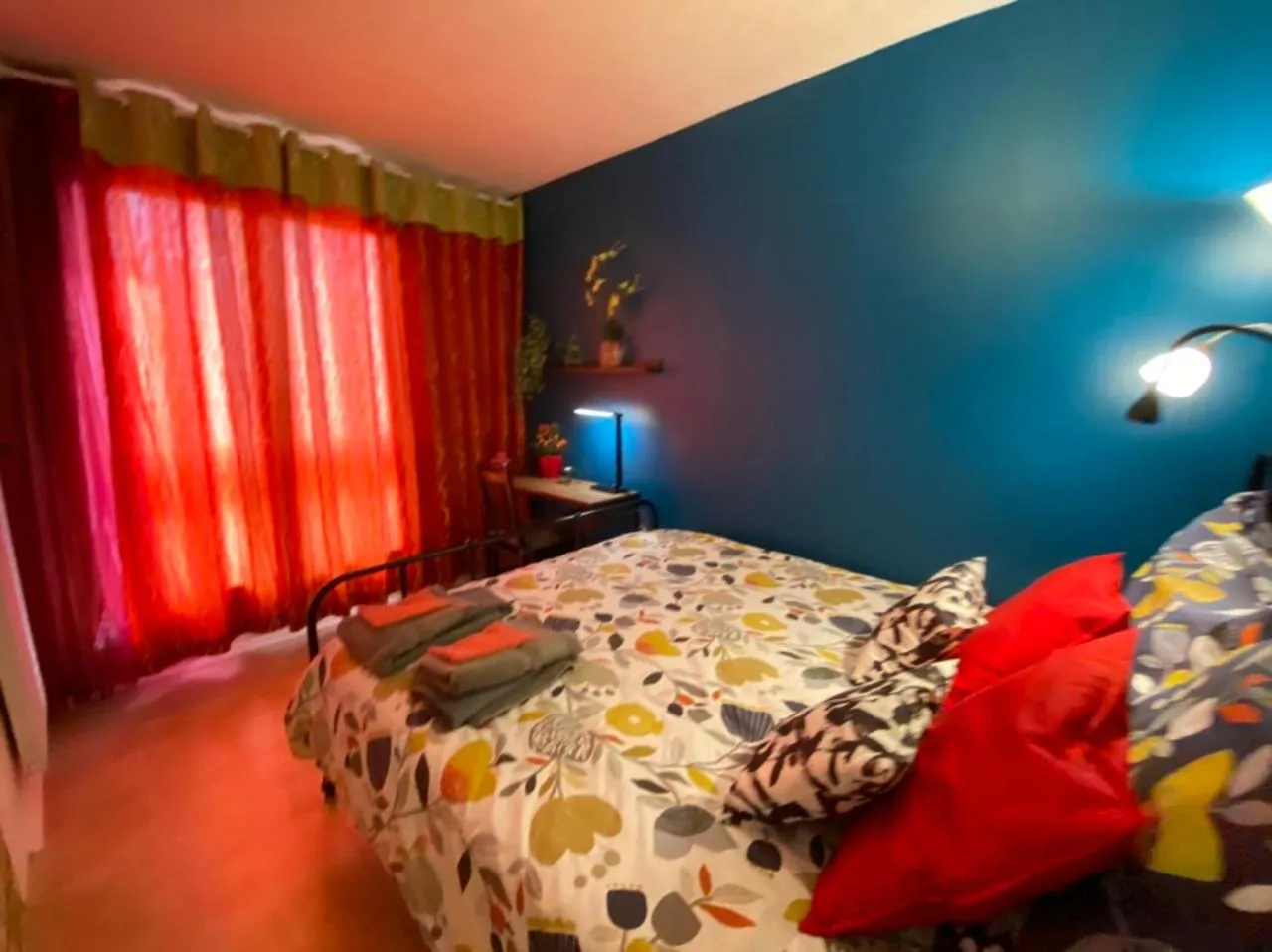 Bedroom, Bed in Les Meublés les Dômes du Parc