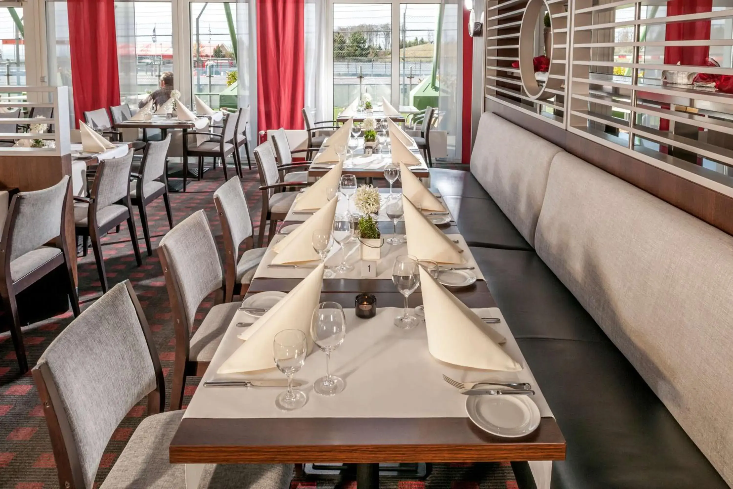 Restaurant/places to eat in Dorint Am Nürburgring Hocheifel Restaurant/places to eat in Dorint Am Nürburgring Hocheifel