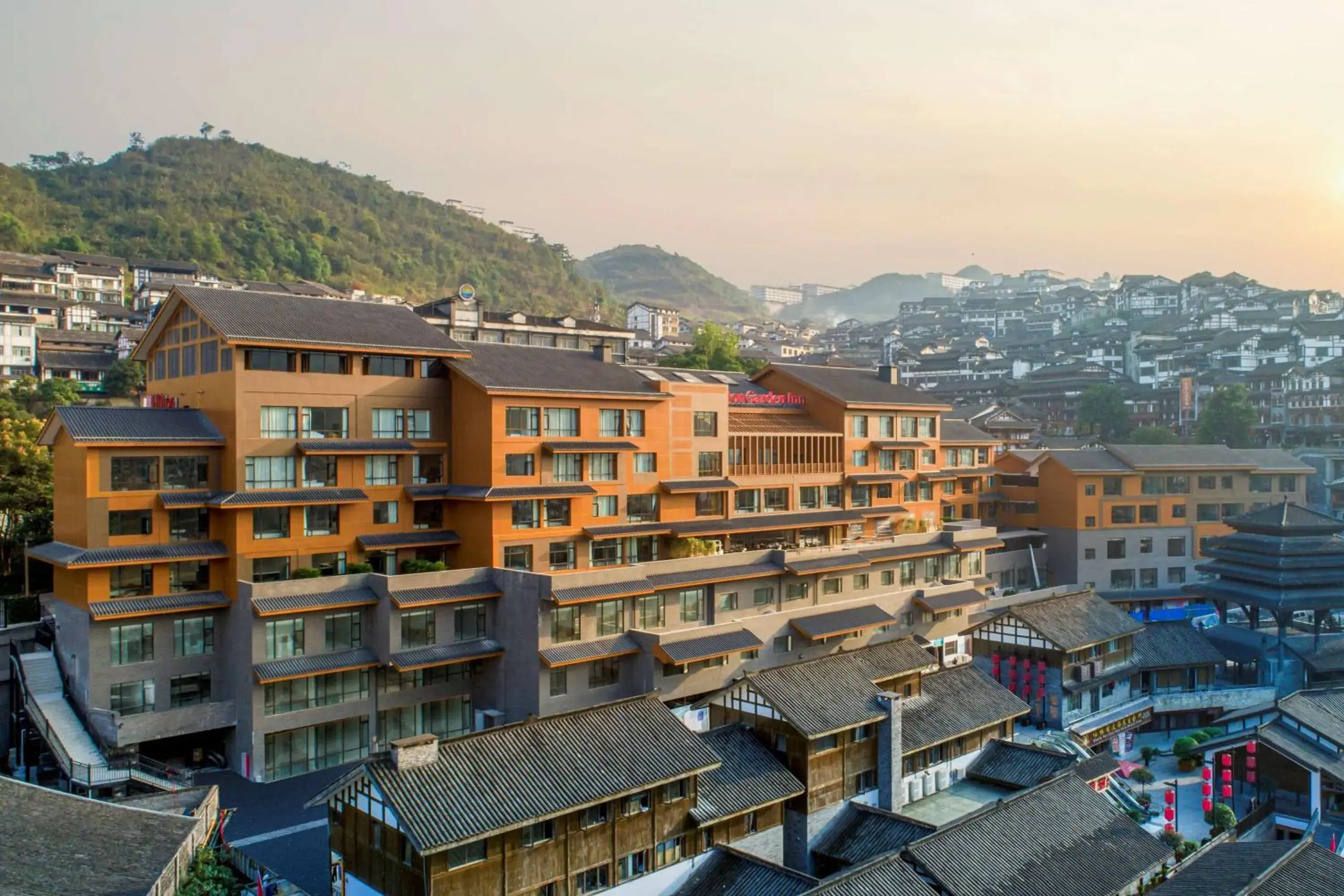 Property building in Hilton Garden Inn Guizhou Maotai Town Property building in Hilton Garden Inn Guizhou Maotai Town