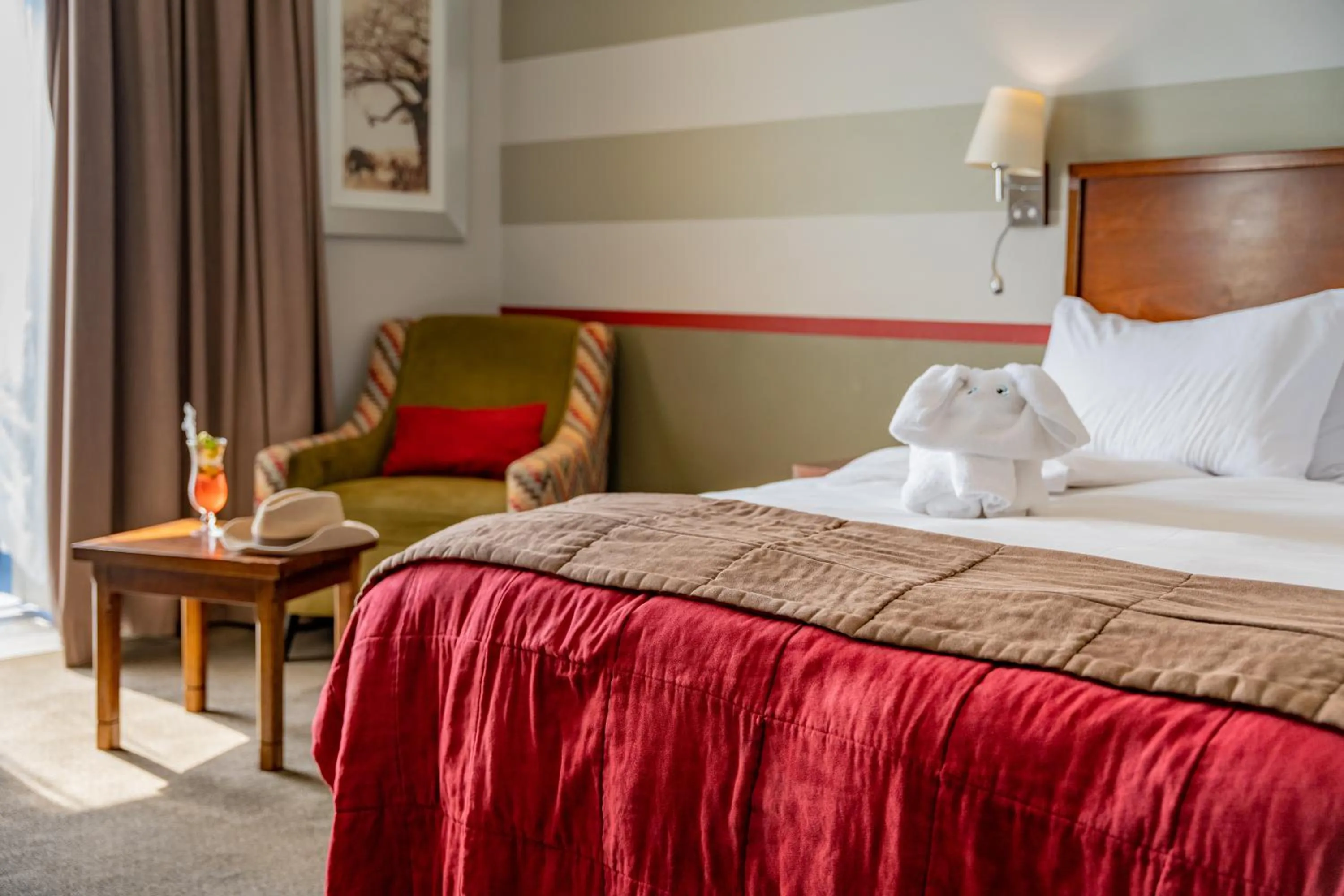 Bedroom, Bed in Indaba Lodge Gaborone