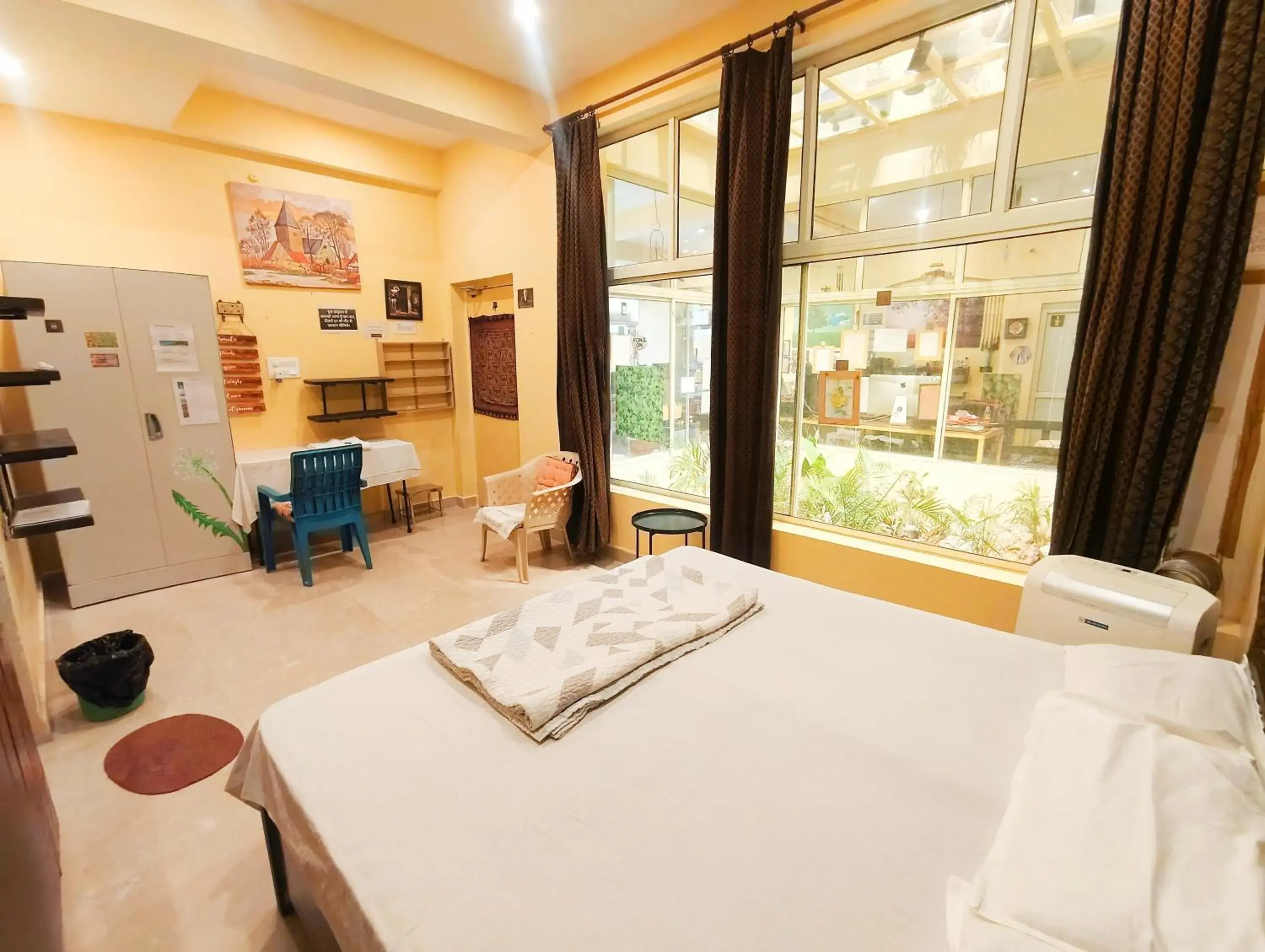 Double Room with Private Bathroom in Devi music ashram Double Room with Private Bathroom in Devi music ashram
