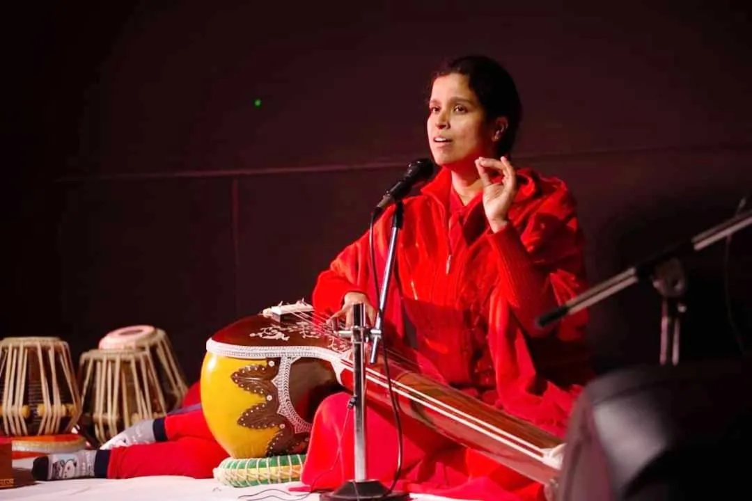Entertainment in Devi music ashram