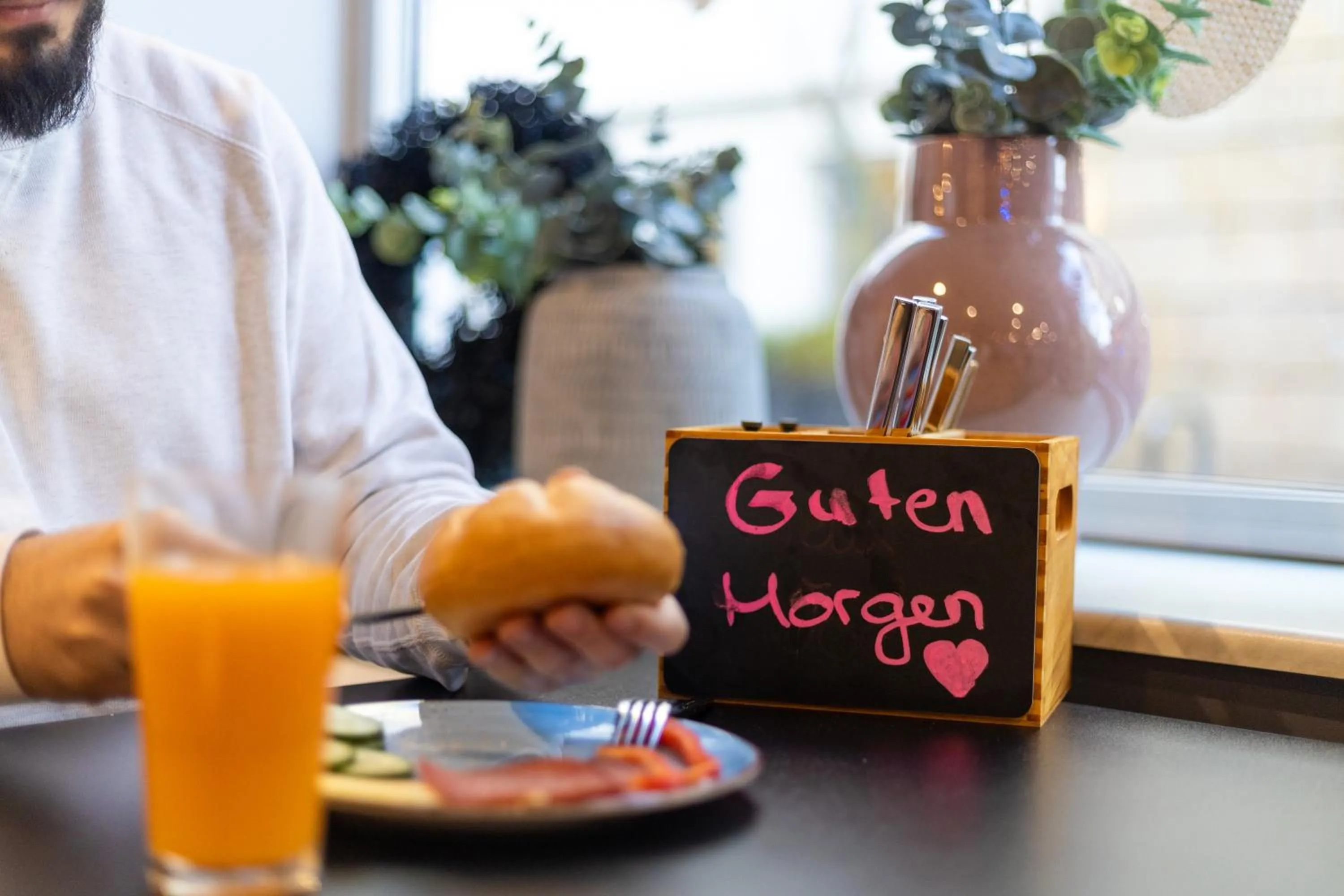 Breakfast in Garner Hotel Cologne - Engelbertz by IHG