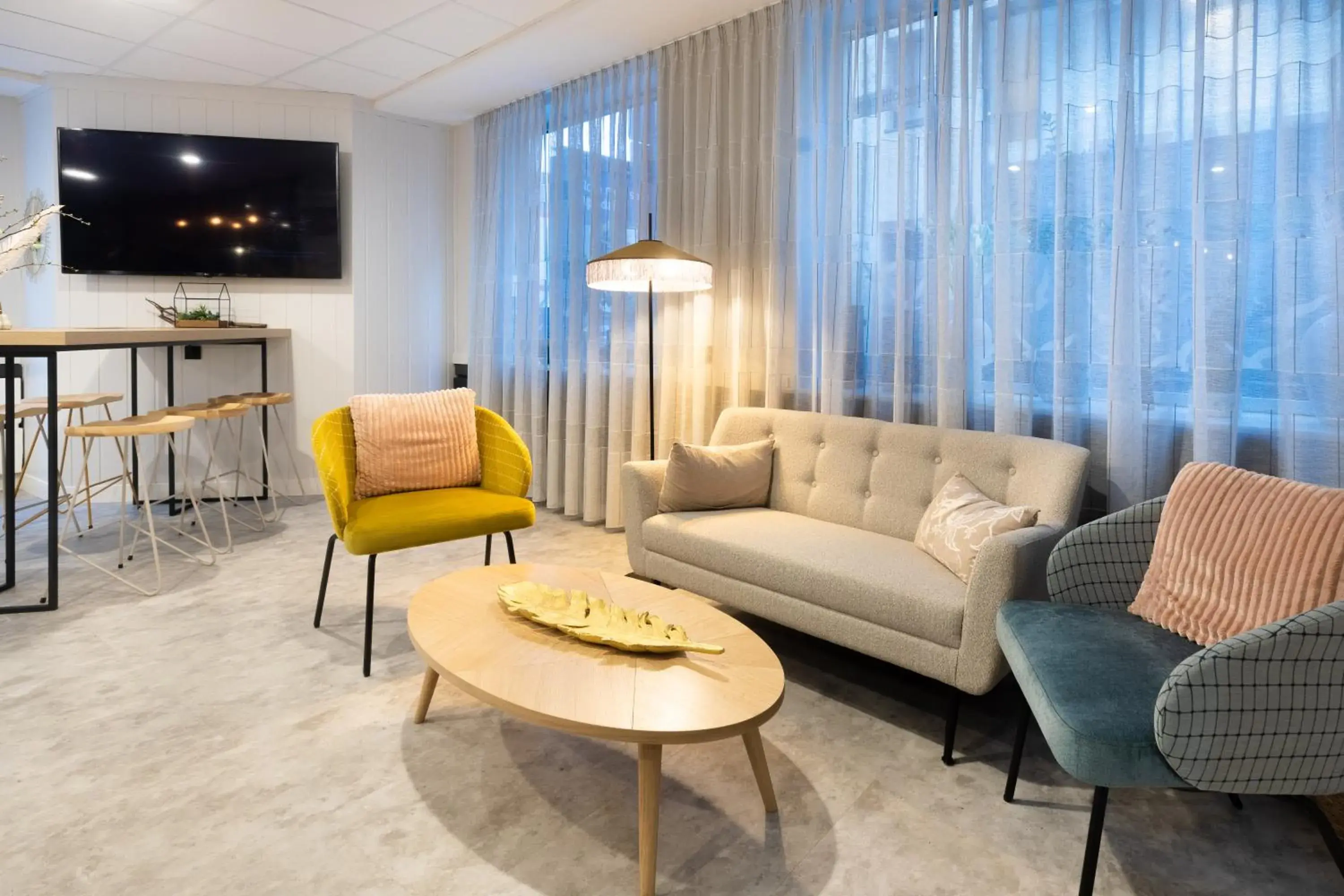 Lobby or reception in Garner Hotel Cologne - Engelbertz by IHG Lobby or reception in Garner Hotel Cologne - Engelbertz by IHG