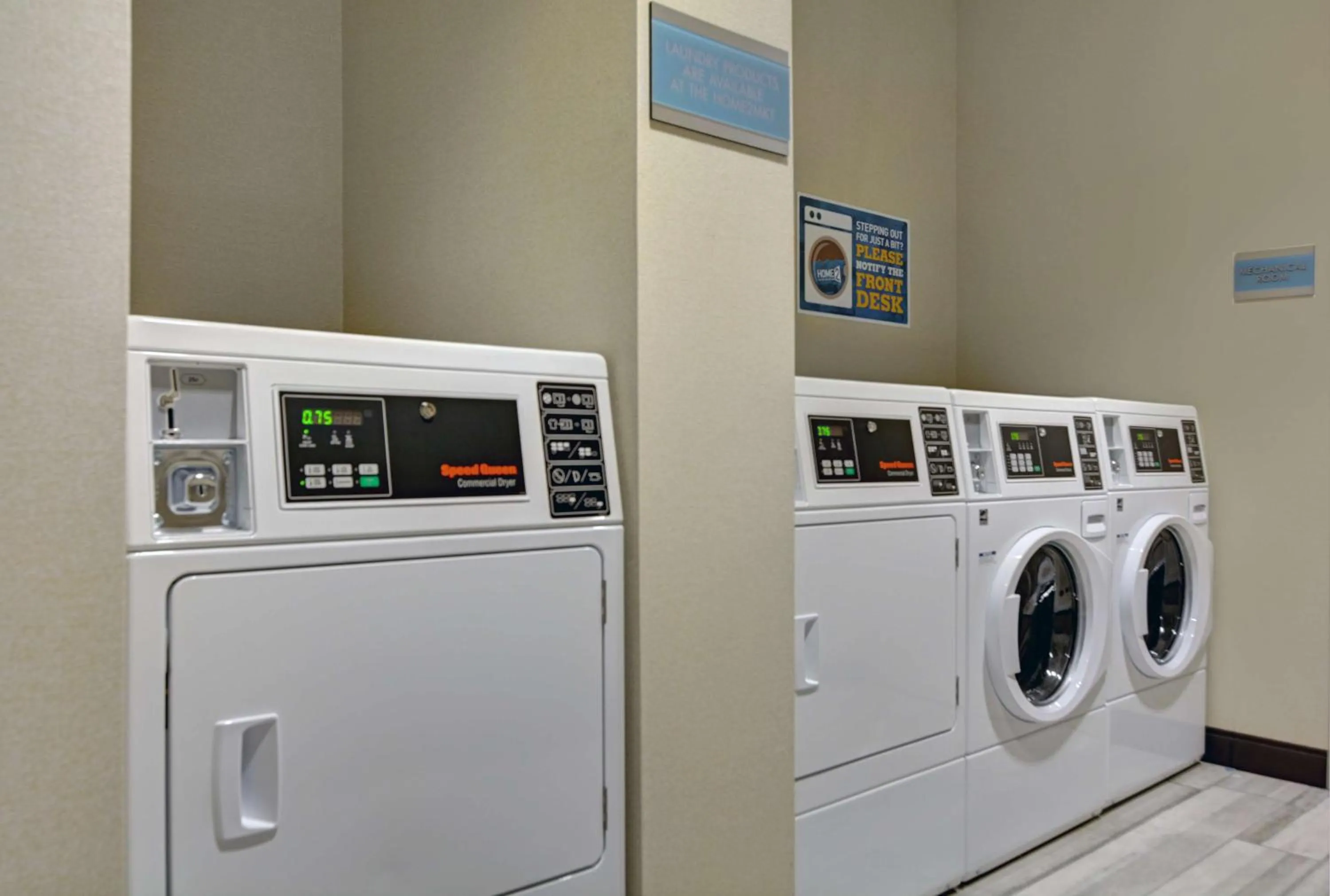 Property building in Home2 Suites by Hilton Fort Myers Colonial Blvd