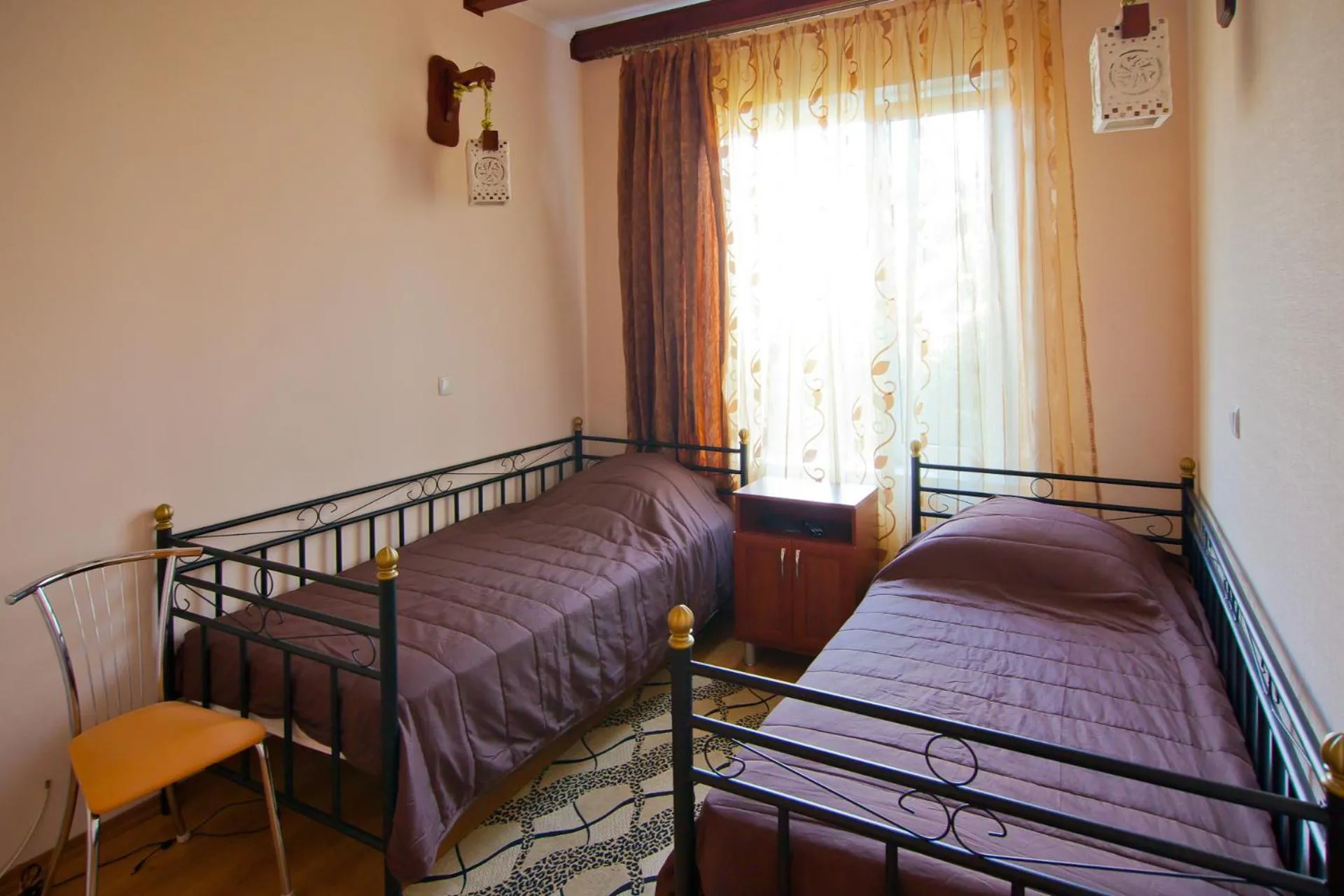 Day, Bed in Uyutniy