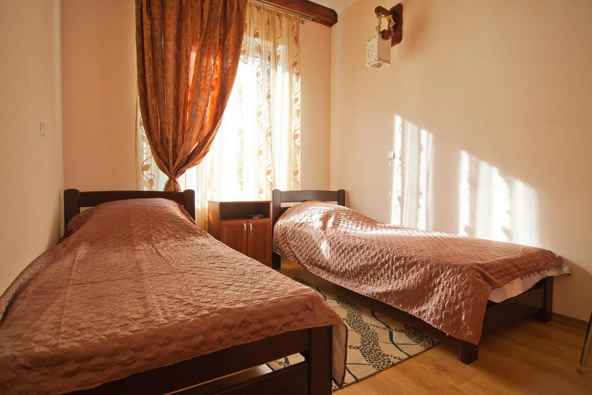 Day, Bed in Uyutniy