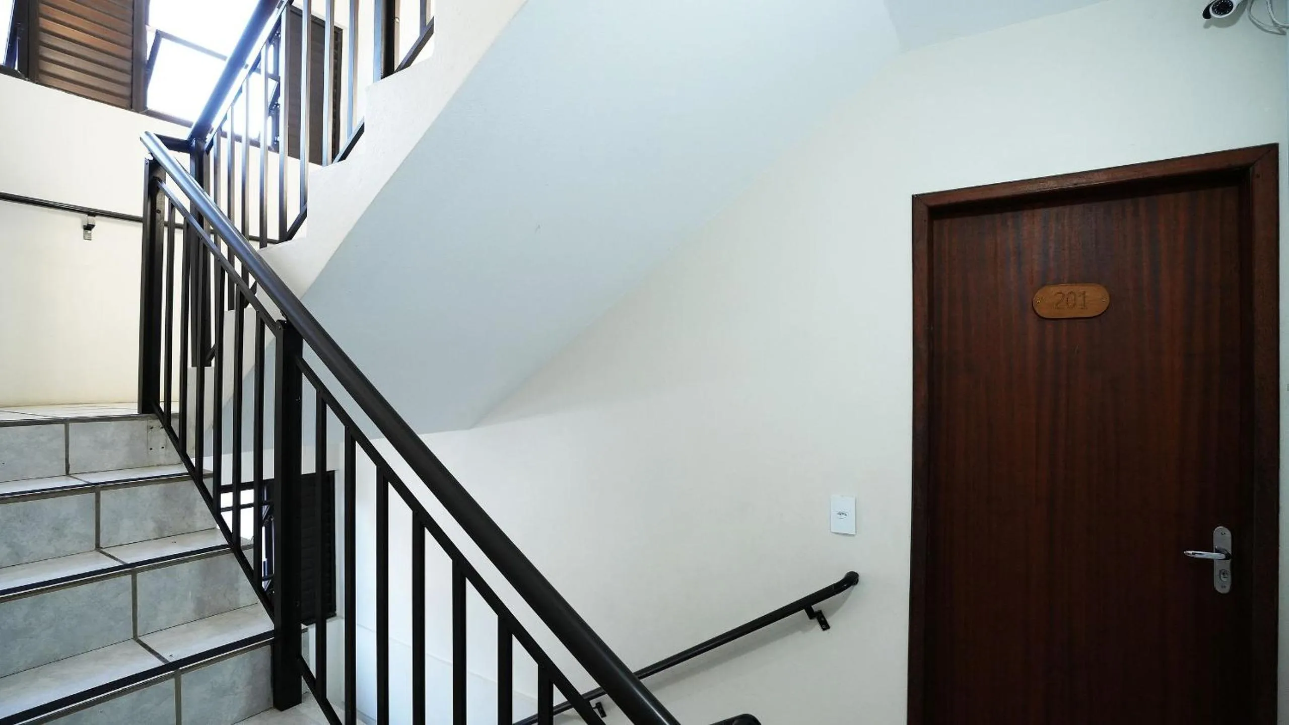 Residencial Dona Dina - Mestre Naro