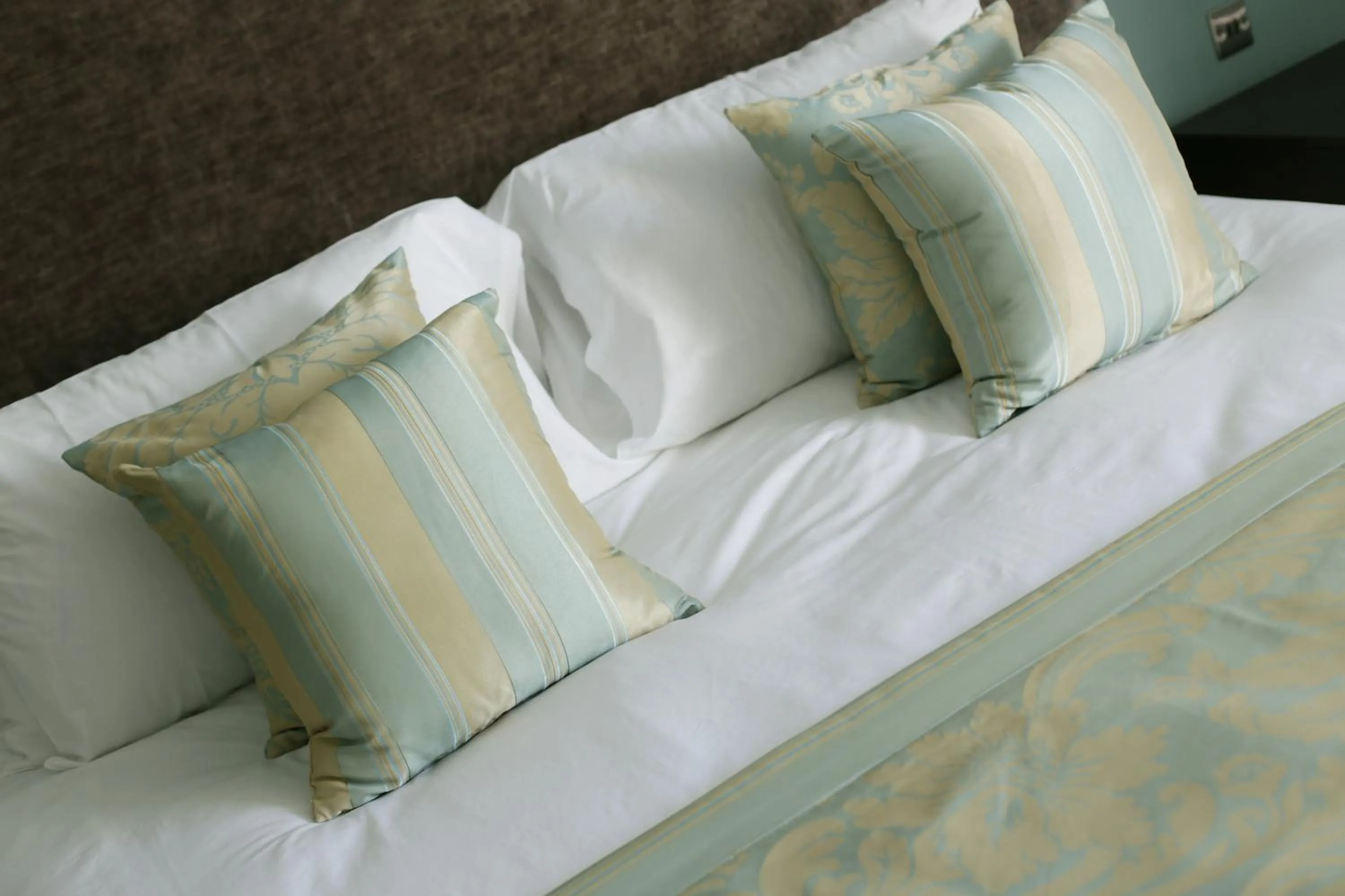 Bedroom, Bed in Barton Hall Hotel & Spa