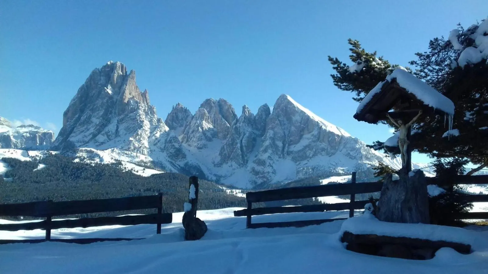 Natural landscape in Garni Toni