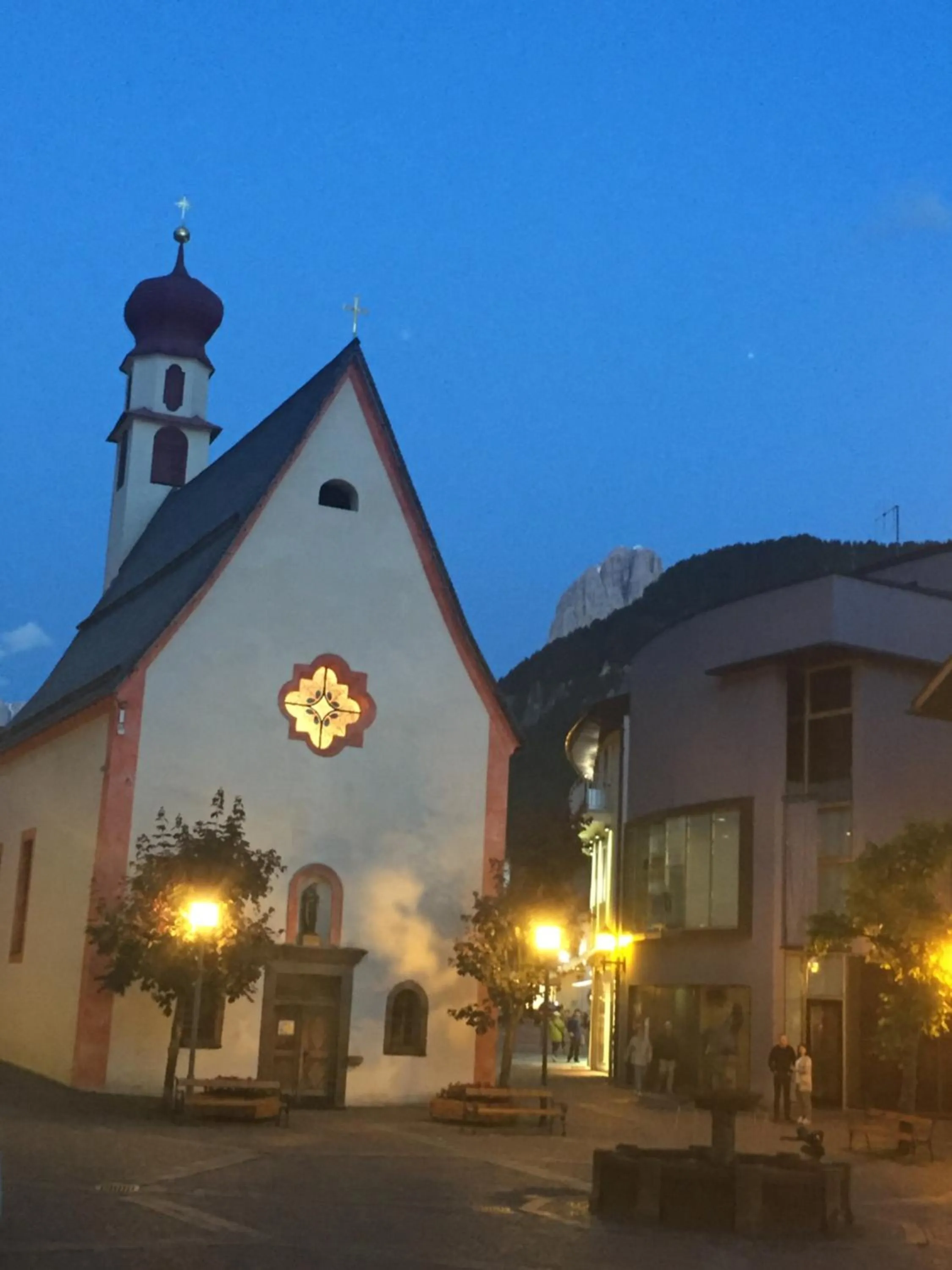 Landmark view in Garni Toni