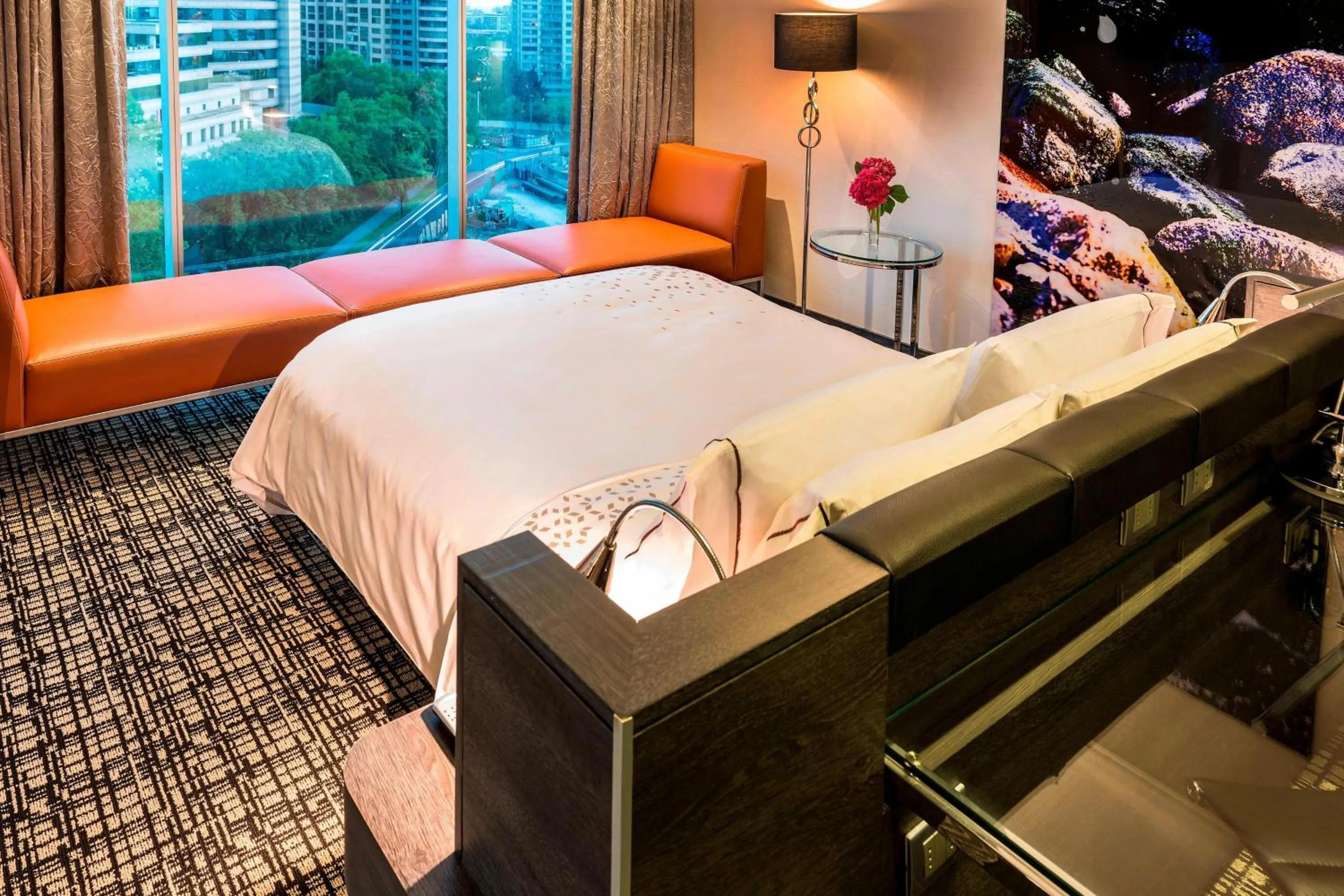 Photo of the whole room, Bed in Renaissance Santiago by Marriott