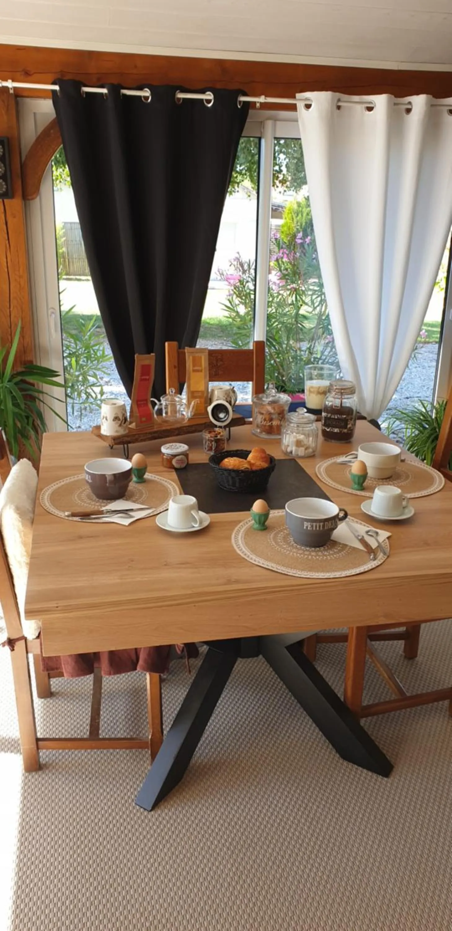 Breakfast in Chez Martine et Laurent