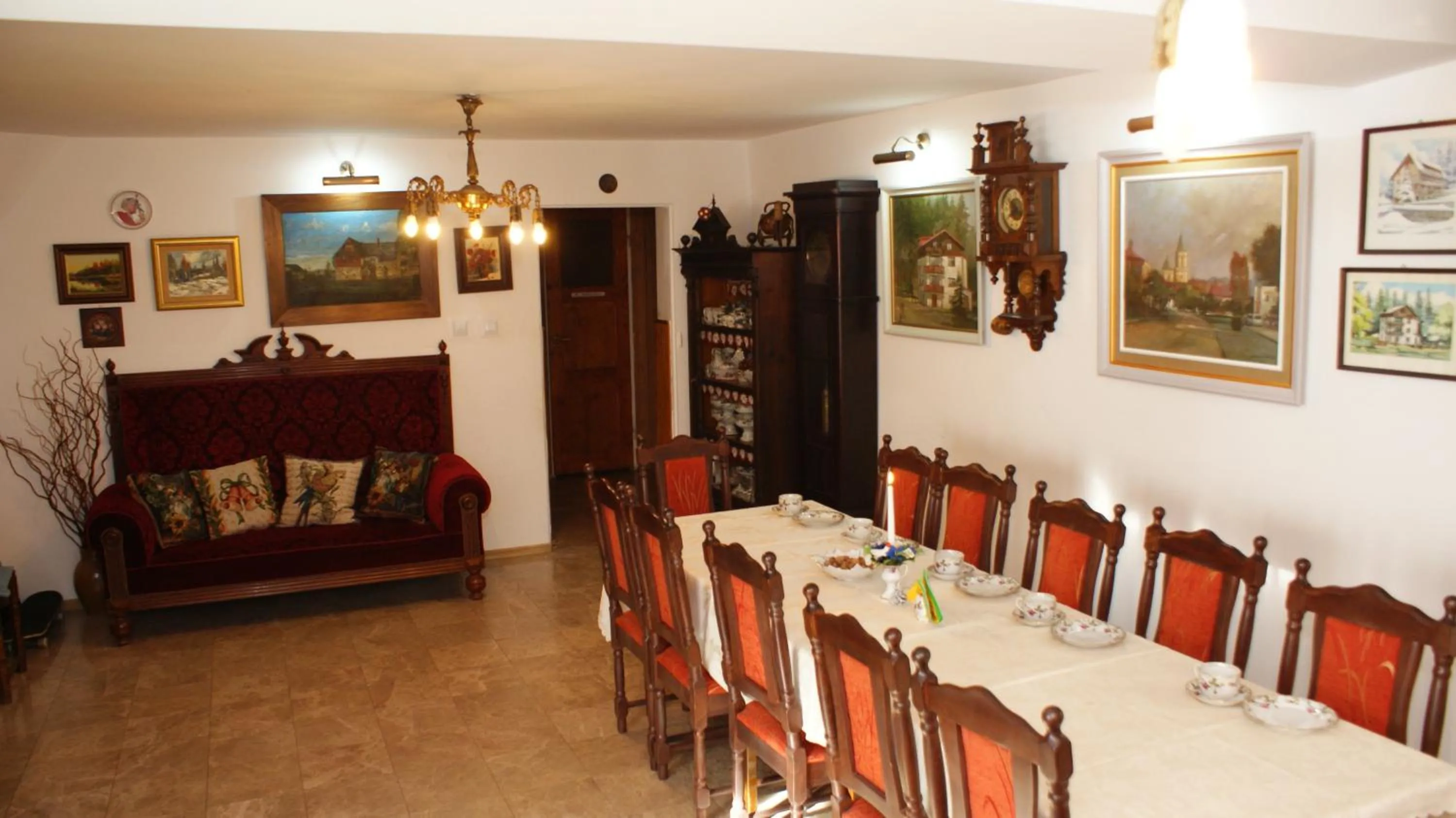Restaurant/places to eat in Willa Andromeda
