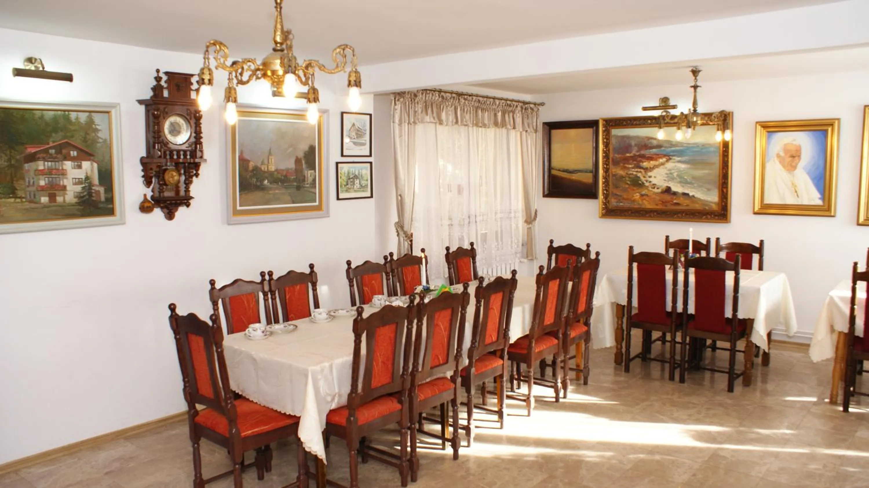 Restaurant/places to eat in Willa Andromeda