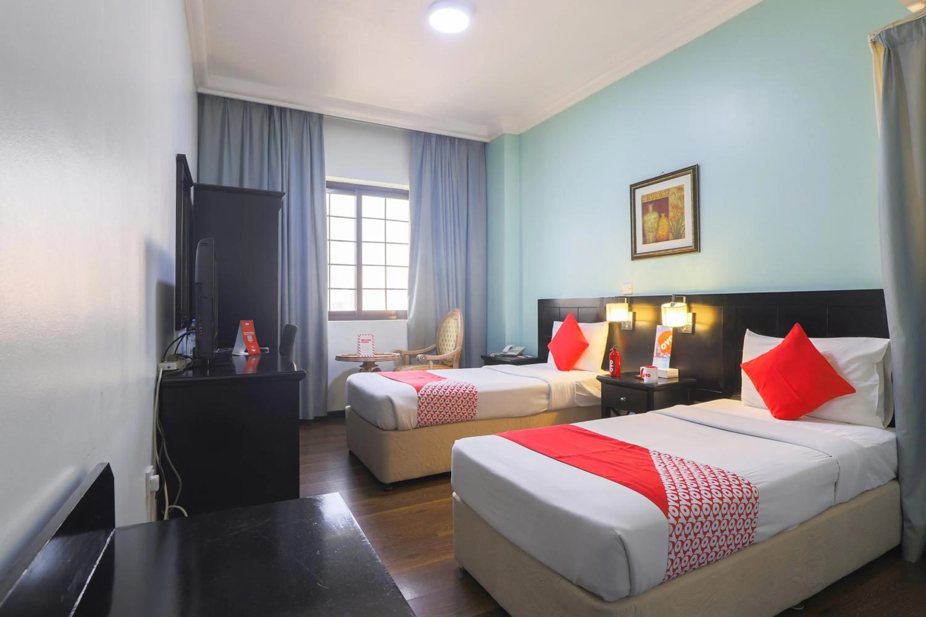 Bedroom, Bed in Eureka Hotel