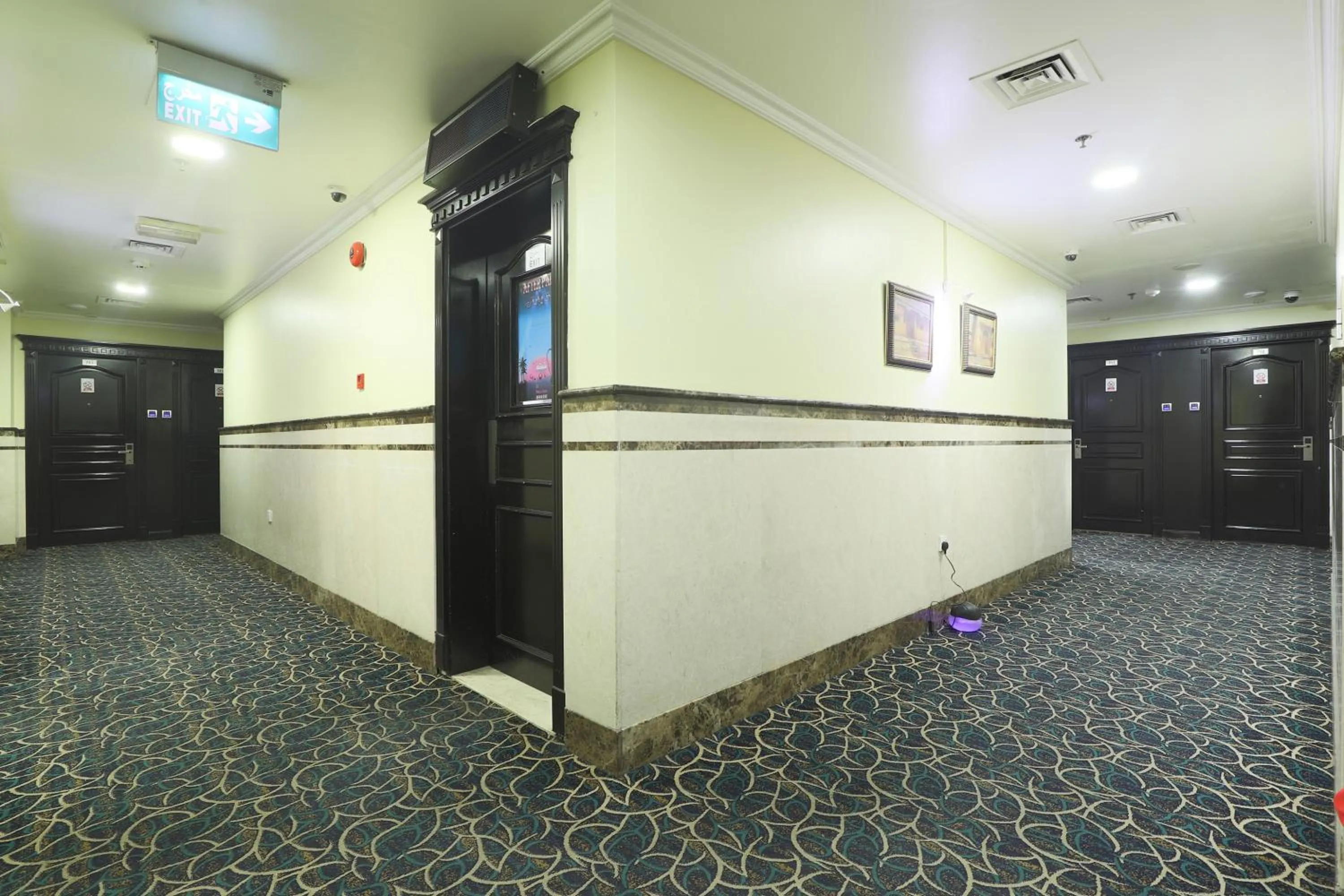 Lobby or reception in Eureka Hotel