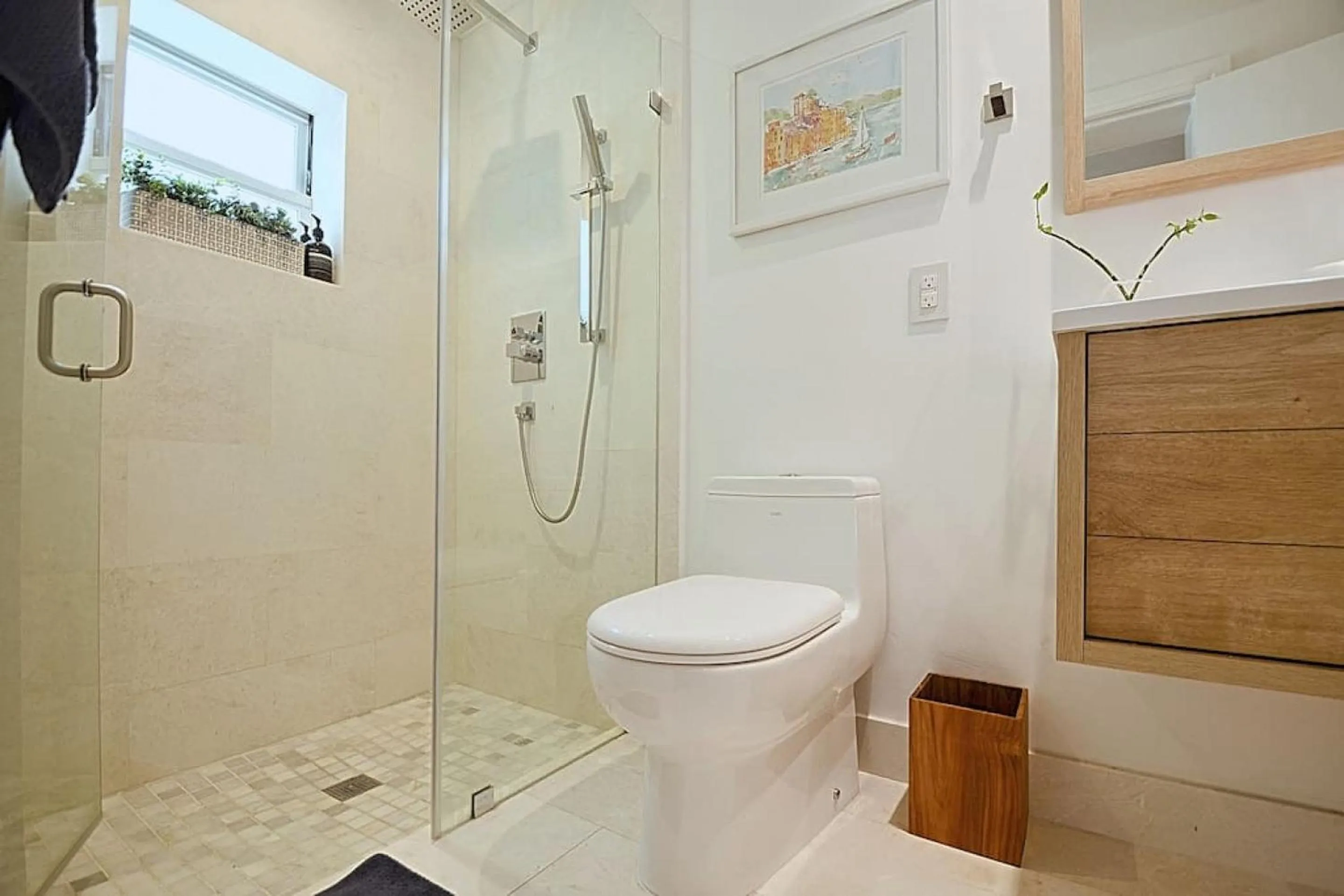 Shower in Casa Coral