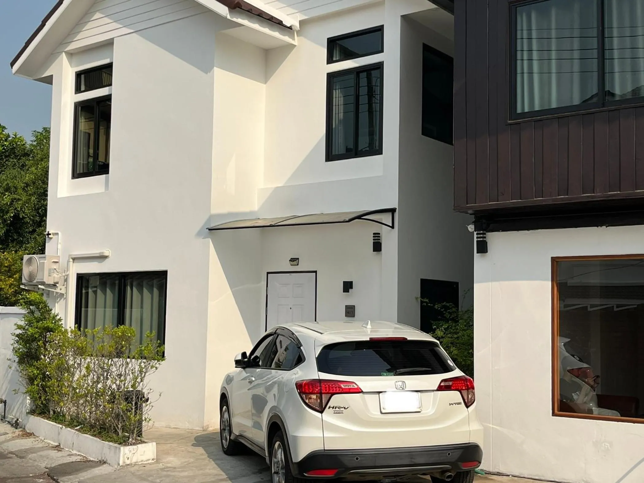Baan 9 Muang small house