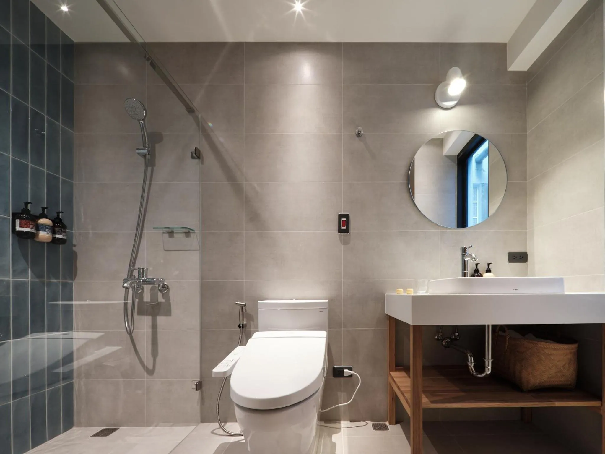 Shower in OR Inn