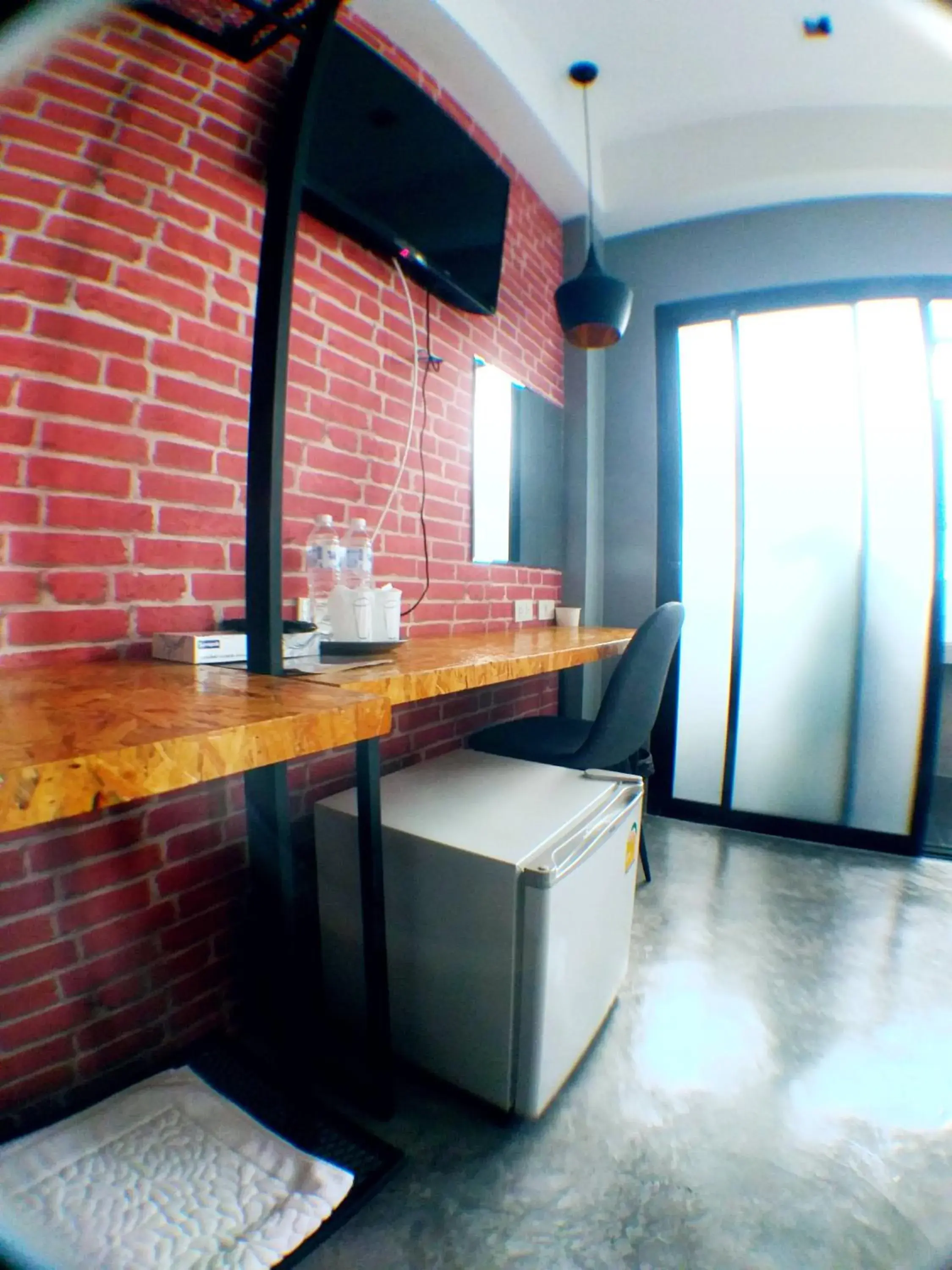 Standard Double Room in Modern Budget Hotel Standard Double Room in Modern Budget Hotel