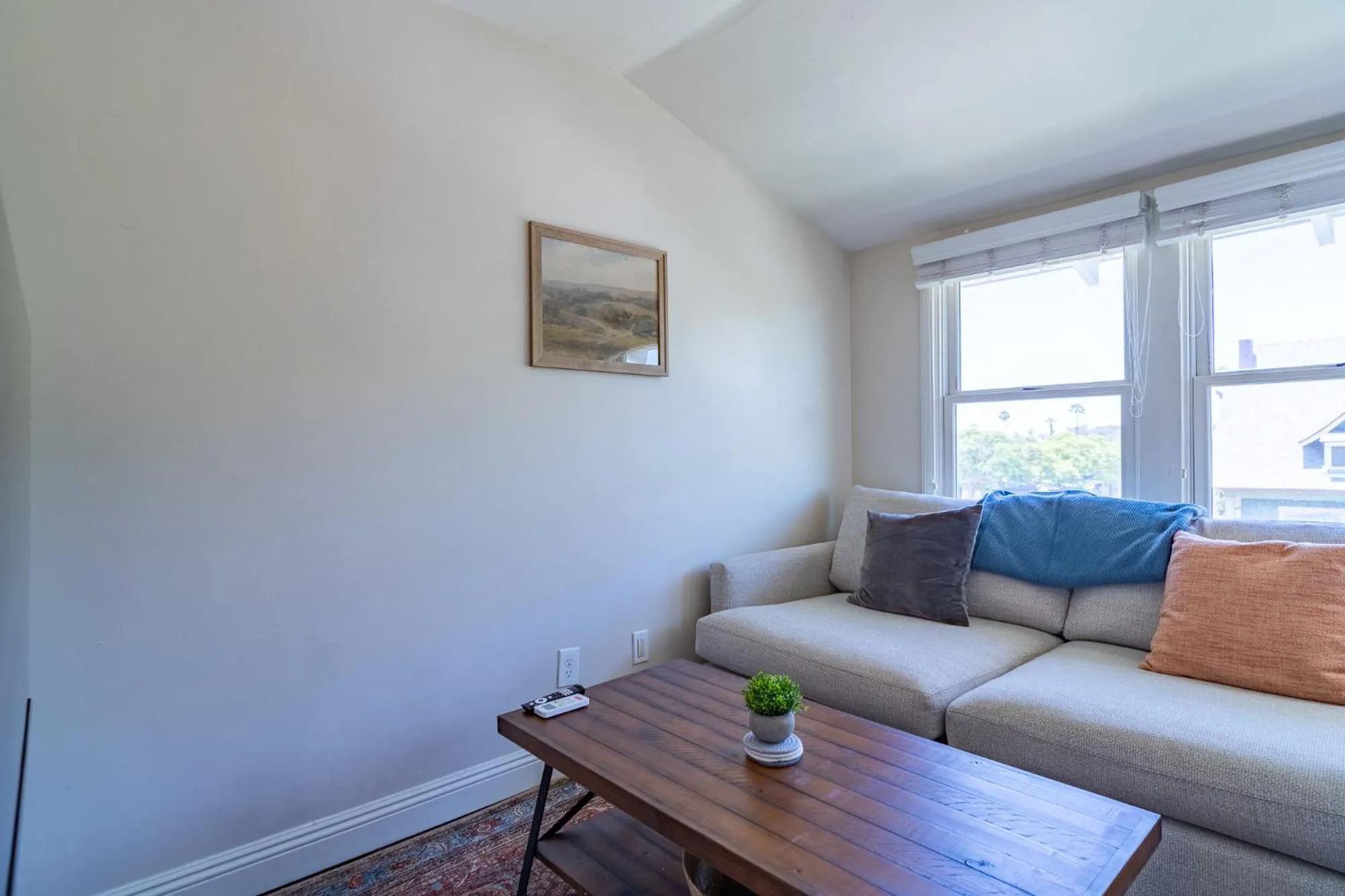 TV and multimedia in Fern House South Park Craftsman