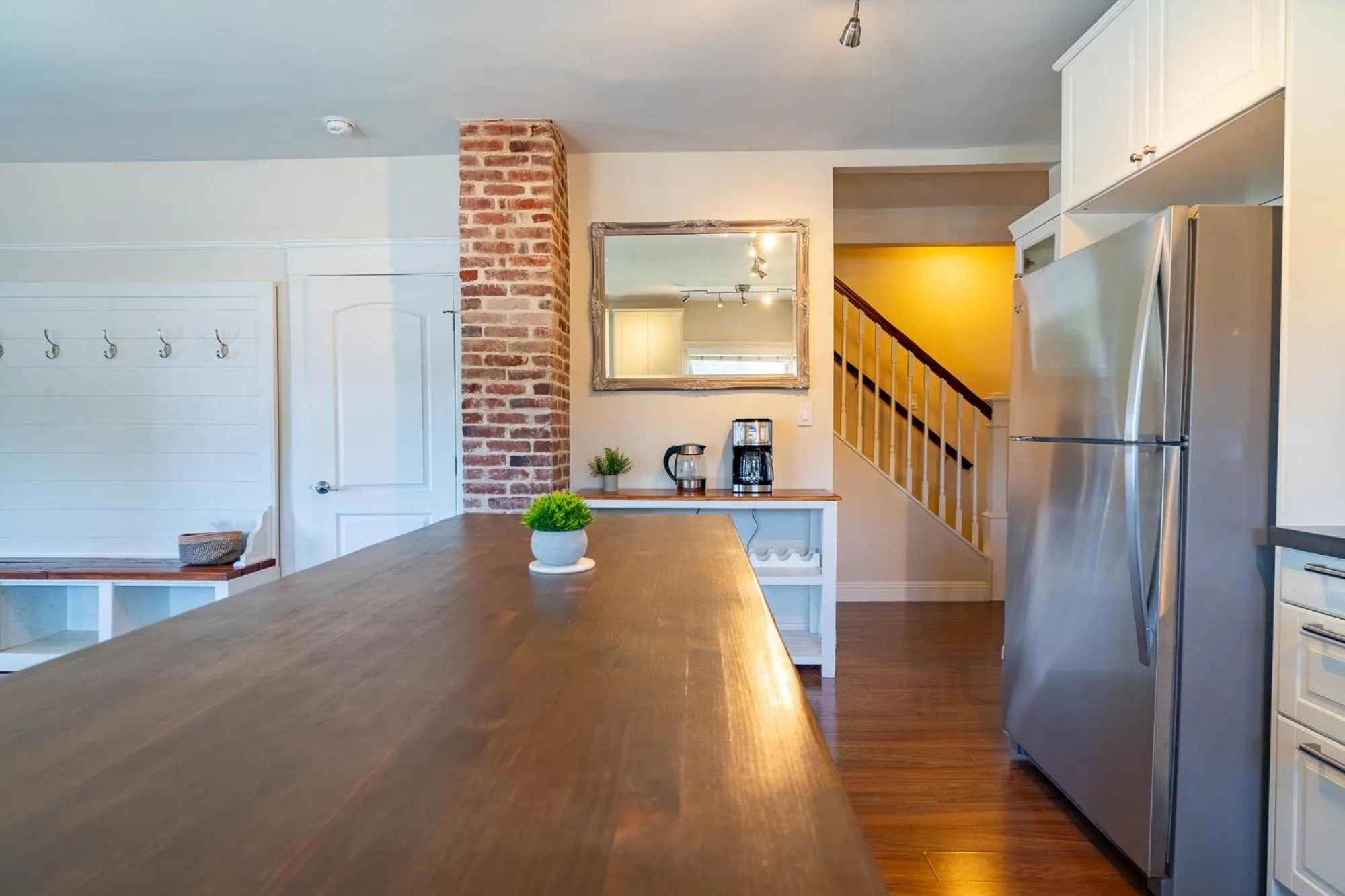 Kitchen or kitchenette in Fern House South Park Craftsman