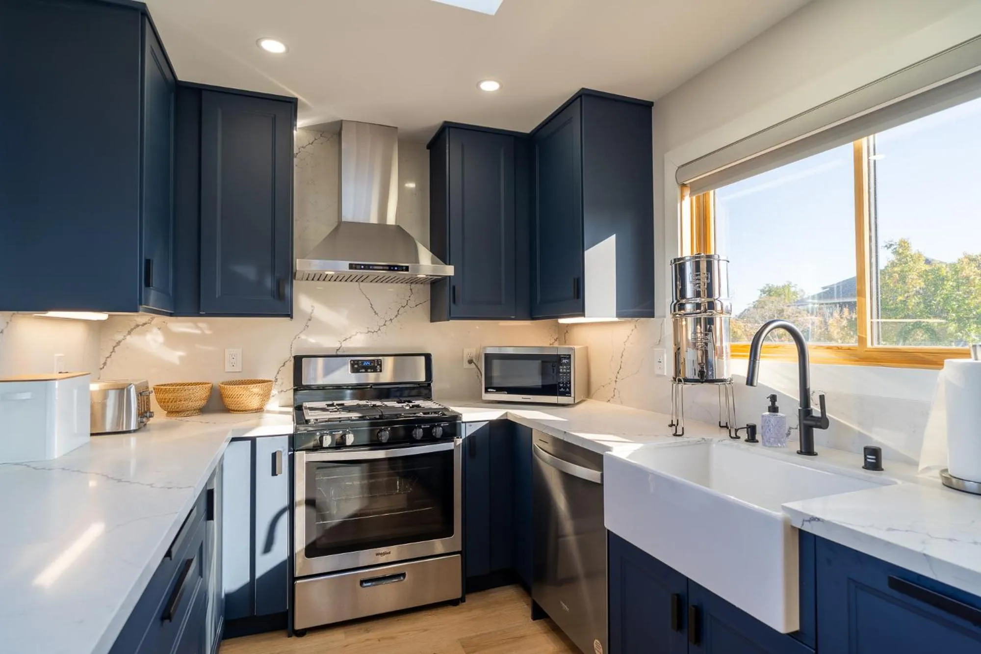 Kitchen or kitchenette in Fern House South Park Craftsman