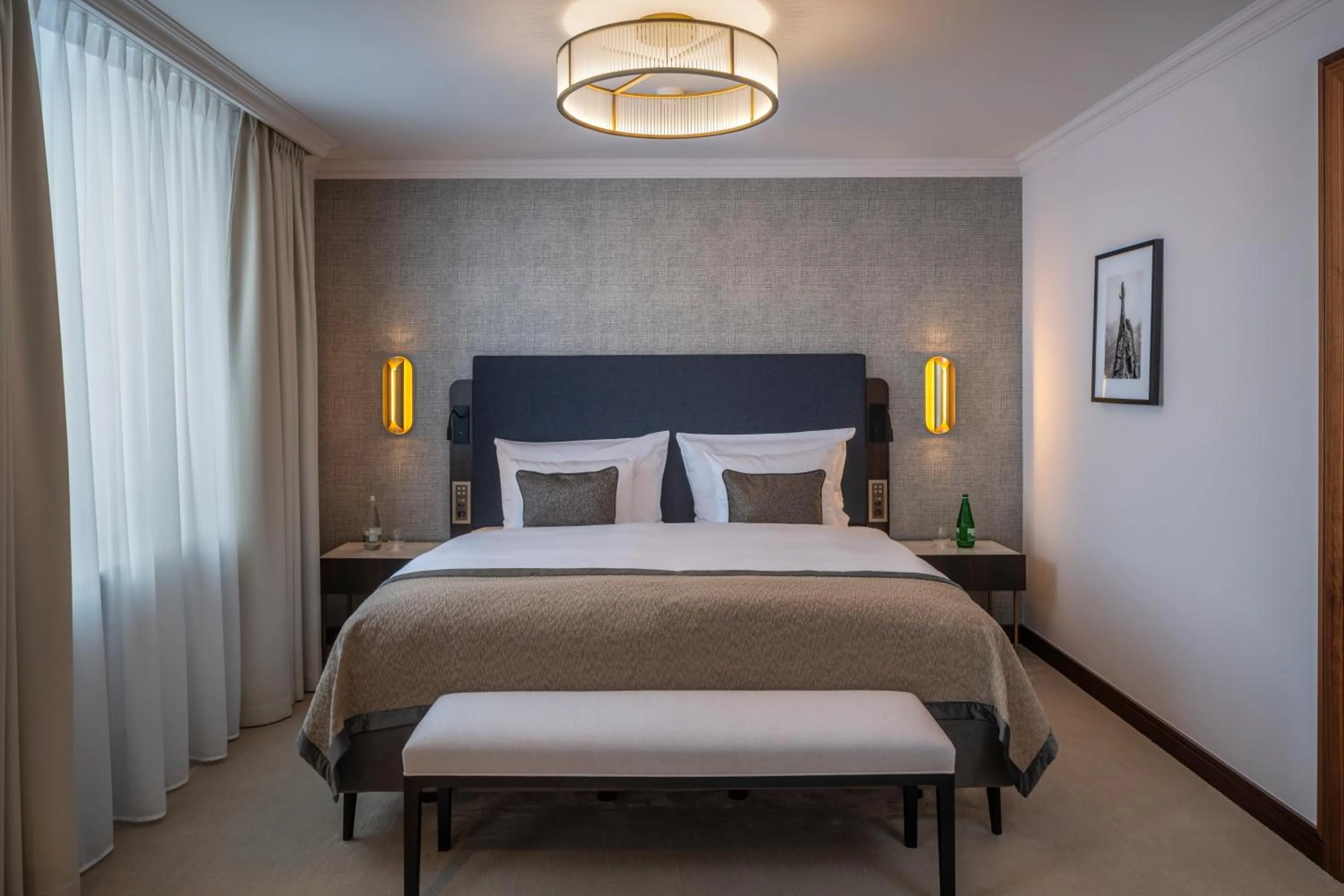 Bedroom, Bed in Grand Hotel des Bains Kempinski