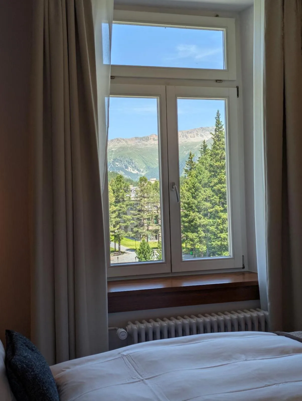 View (from property/room), Bed in Grand Hotel des Bains Kempinski