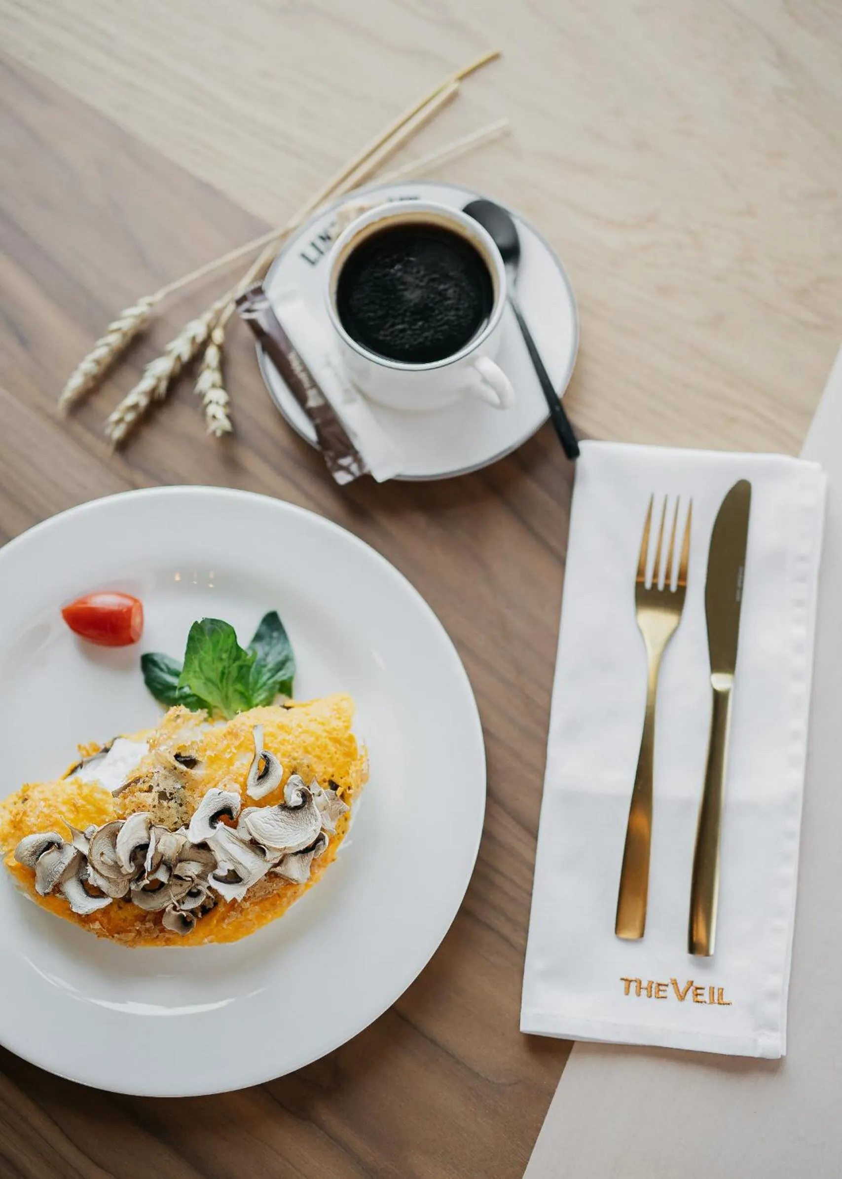 Food and drinks in The Veil Hotel