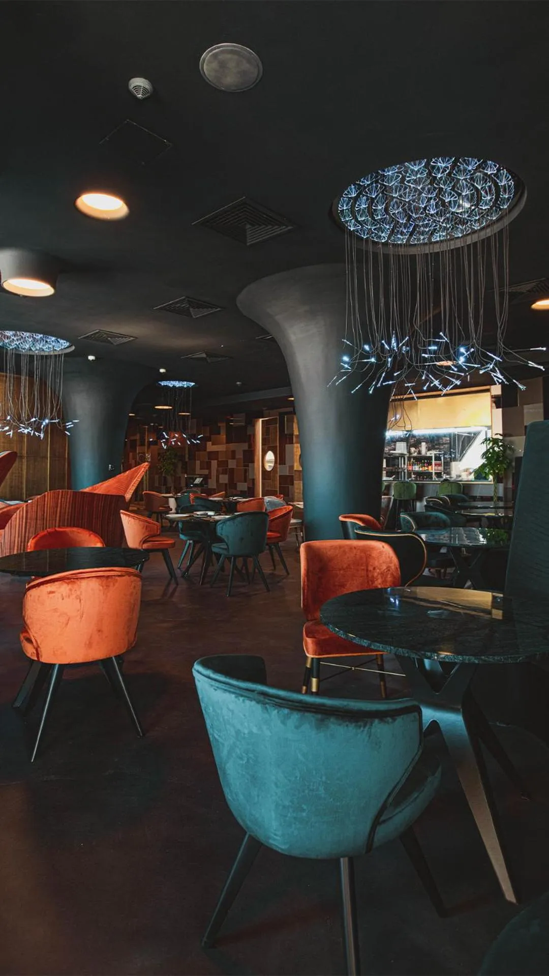 Restaurant/places to eat in The Veil Hotel