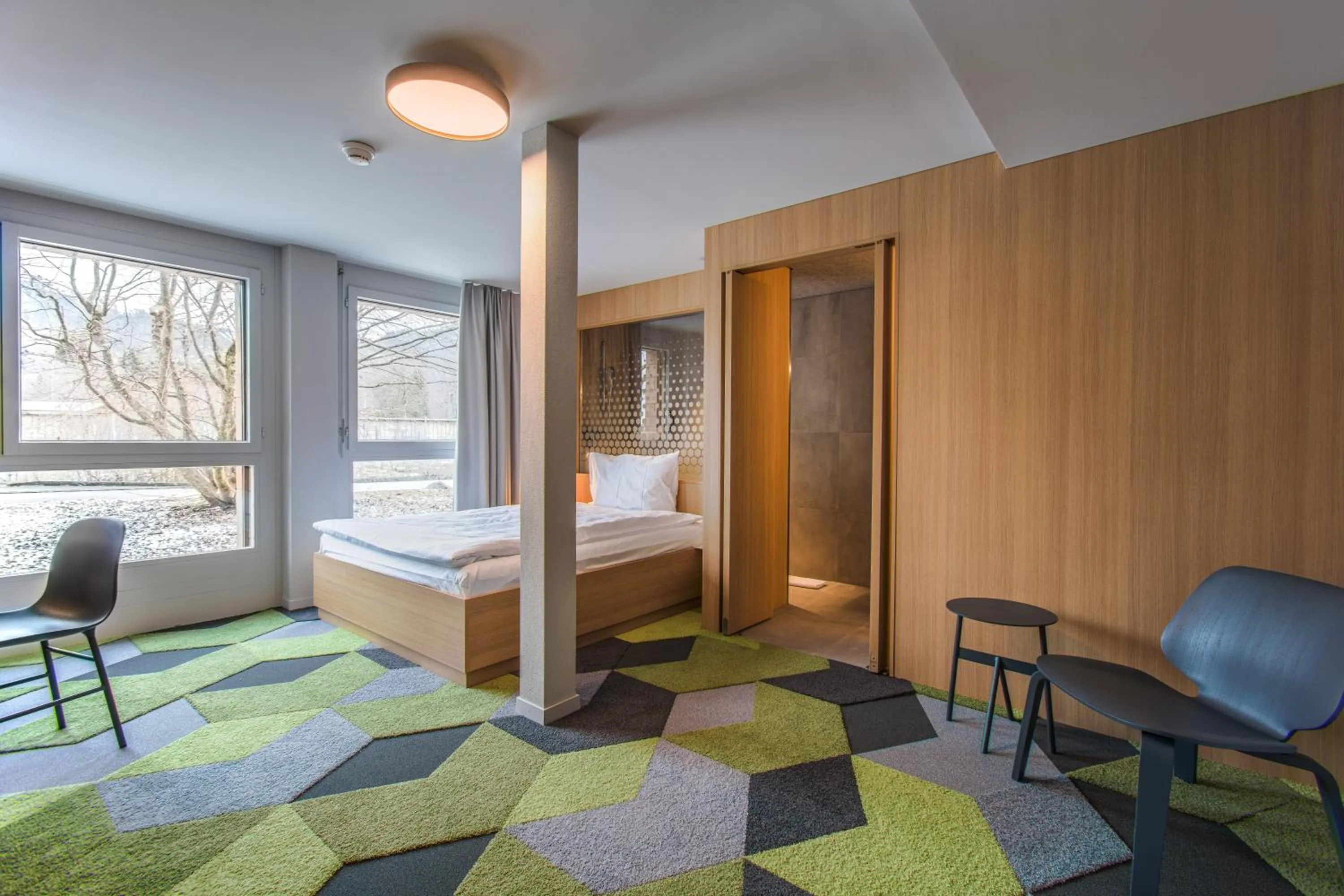 Toilet, Bed in The Lab Hotel & Apartments